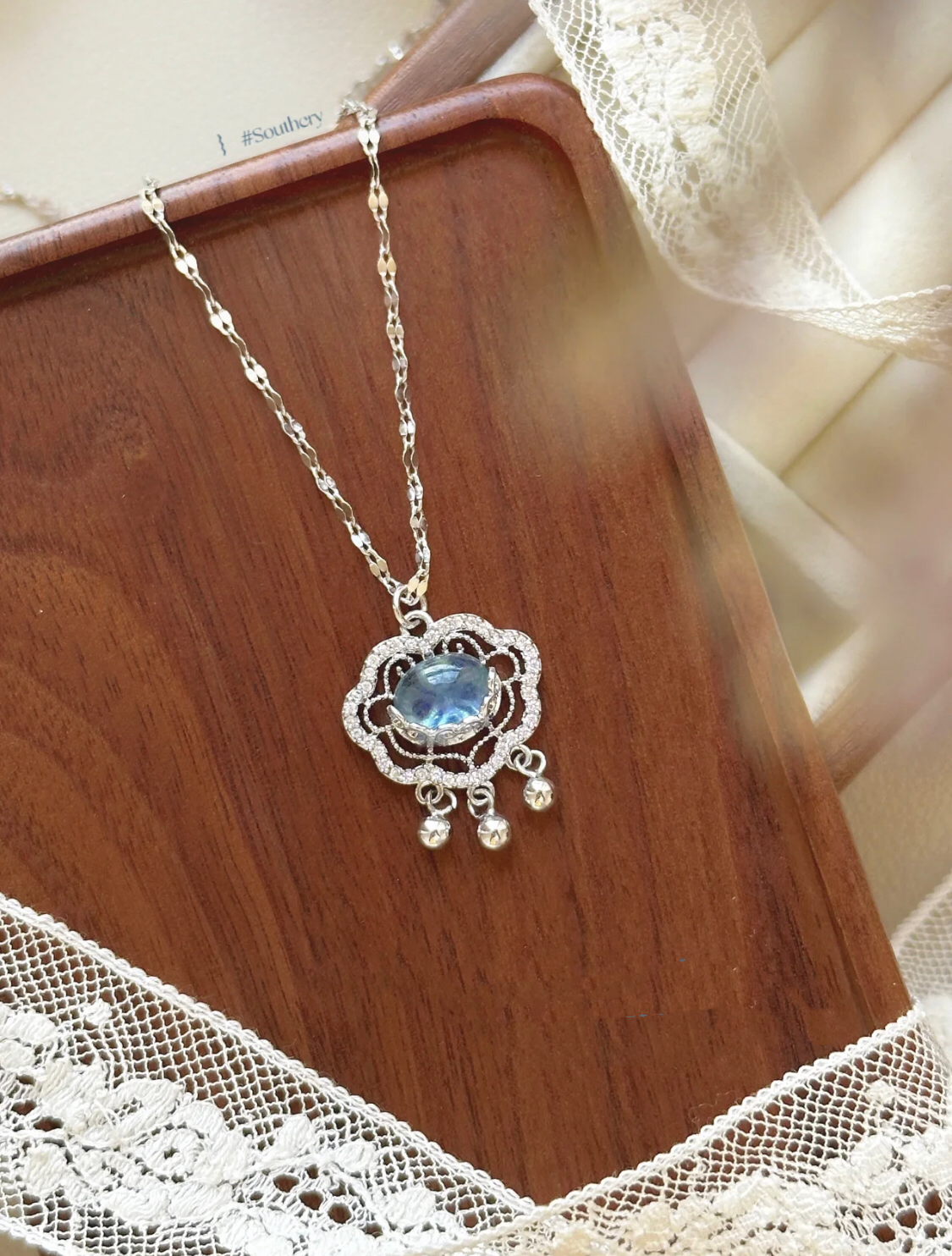 SILVER LOCK NECKLACE