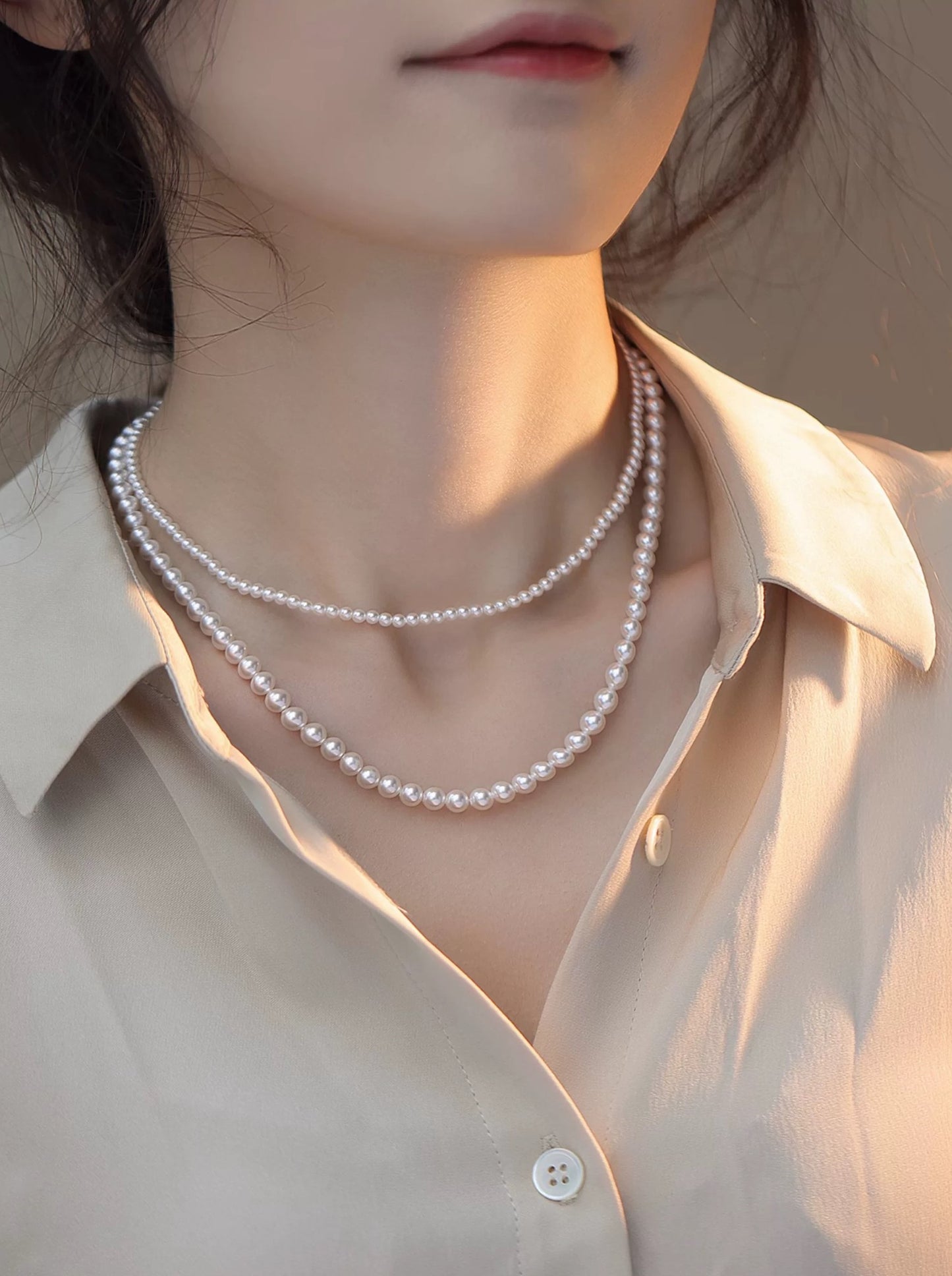 LUMINOUS PEARL NECKLACE