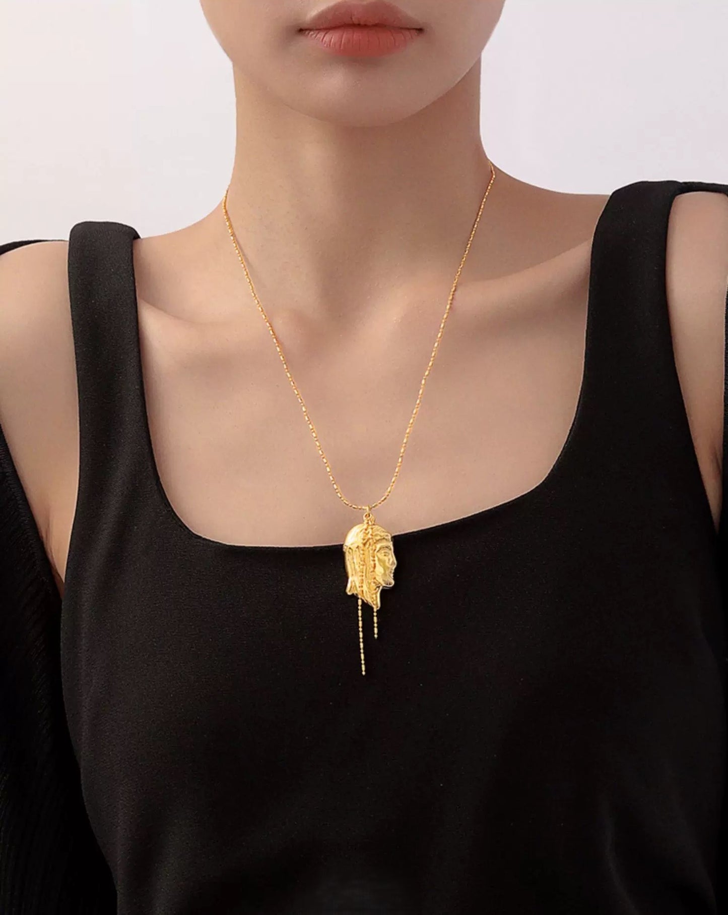 Opulent Muse Necklace