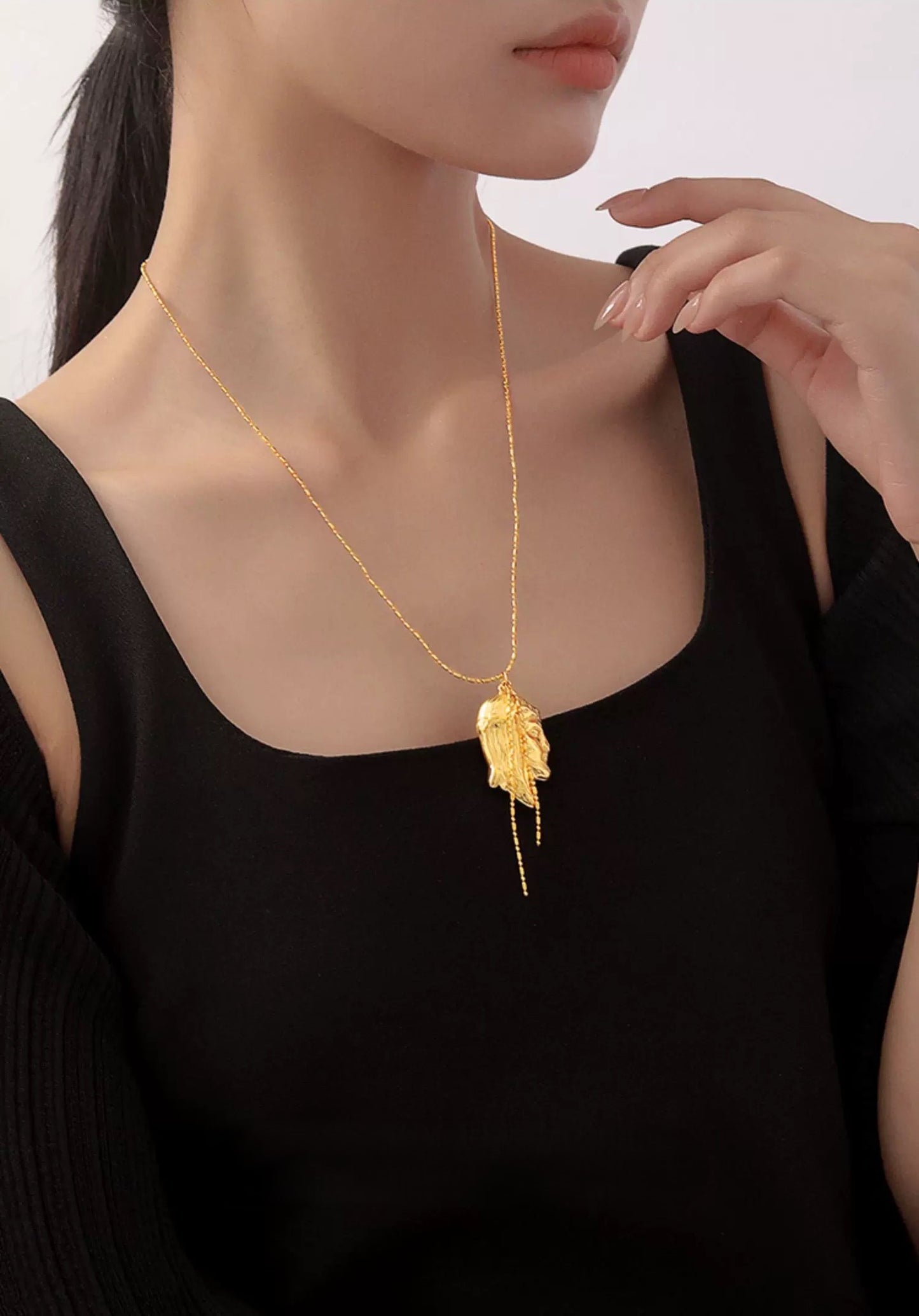 Opulent Muse Necklace
