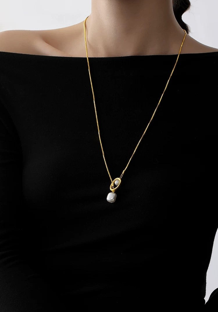 Opal Shine Necklace