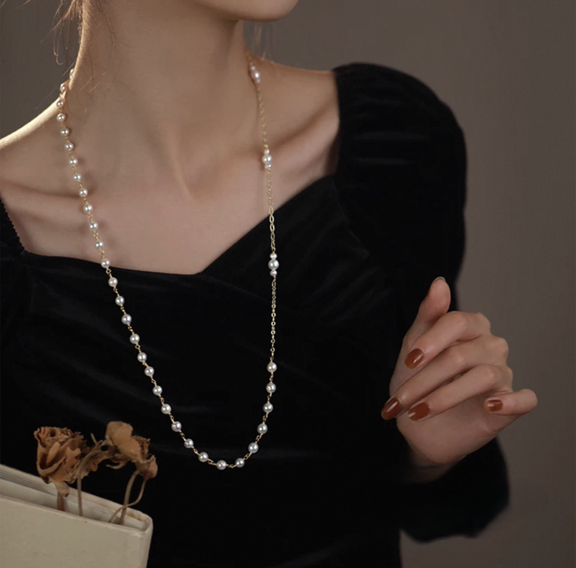 Classic Pearl Necklace