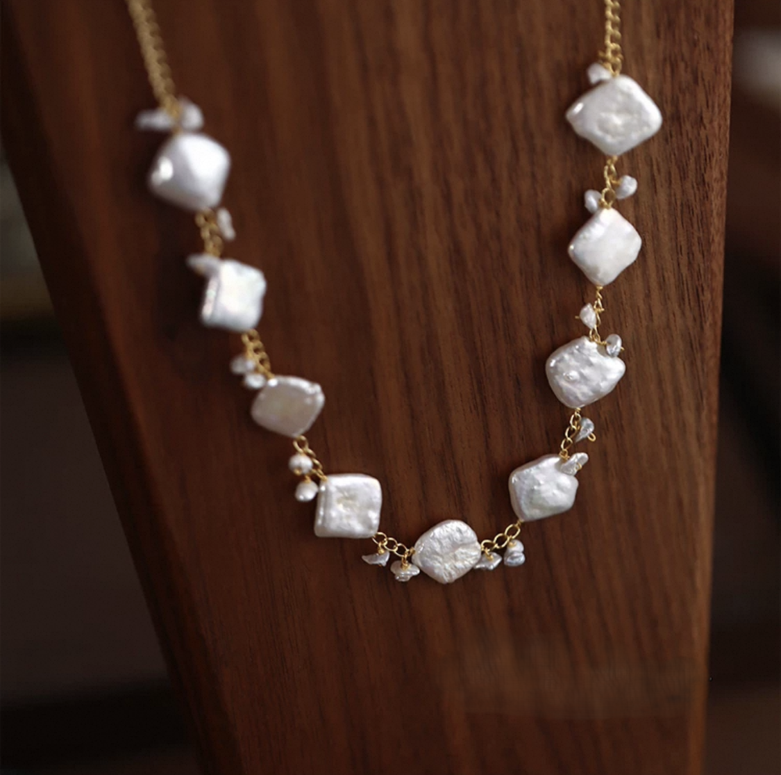 Pearl Horizon Necklace