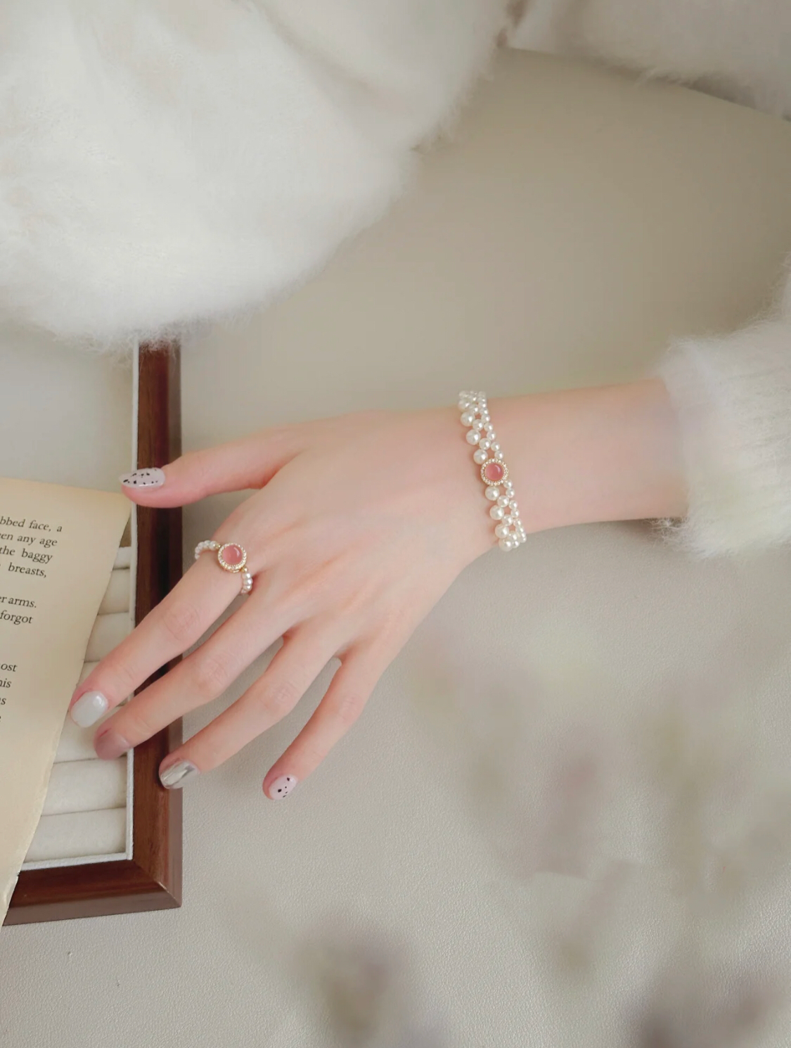PINK SUNLIGHT BRACELET
