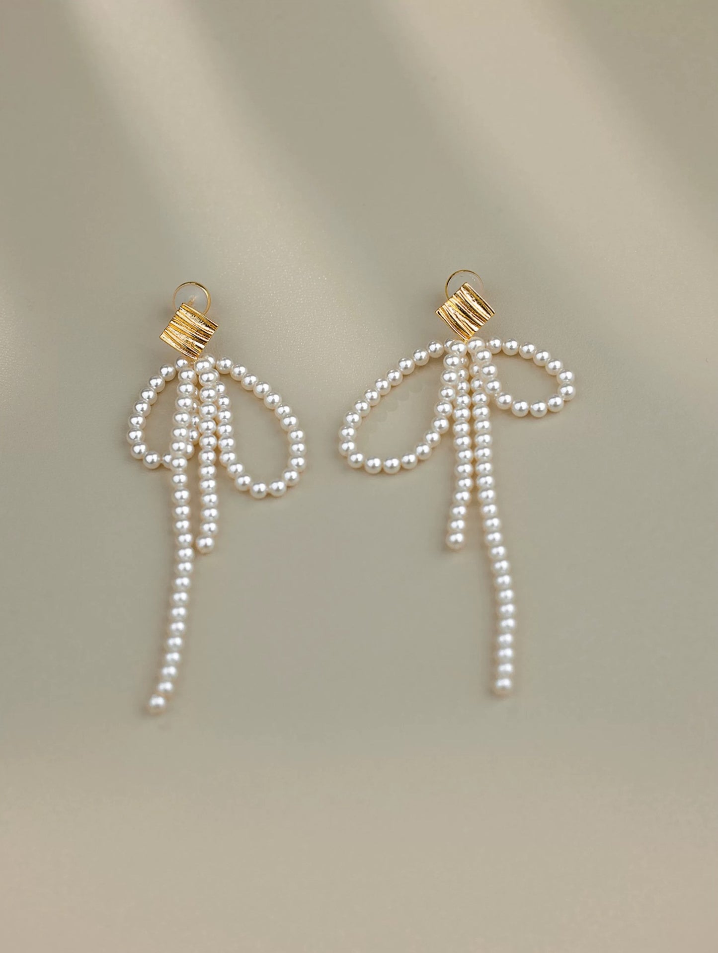 BOUCLES D'OREILLES EN PERLES ECHOING