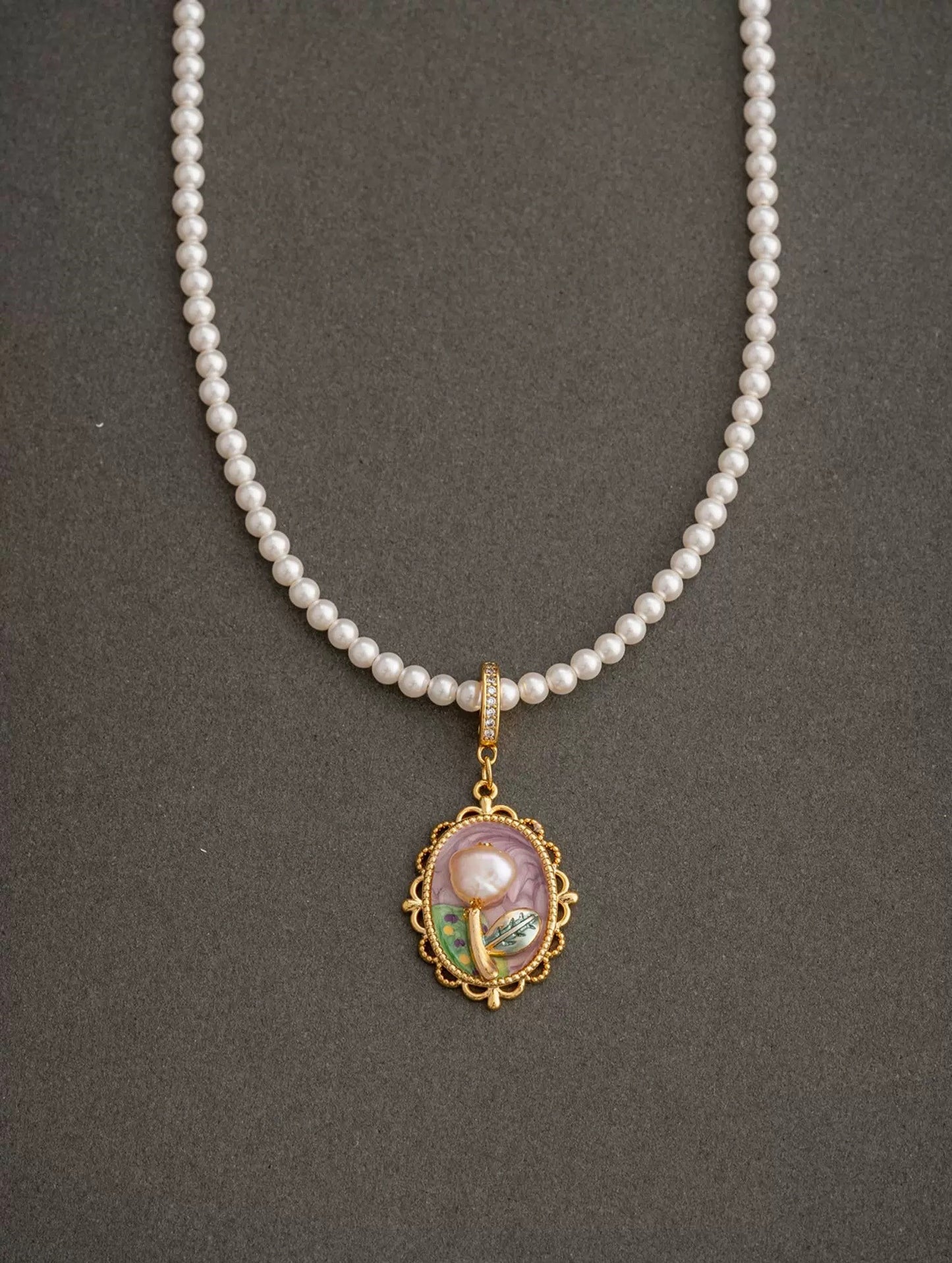 GLISTENING REVERIE NECKLACE