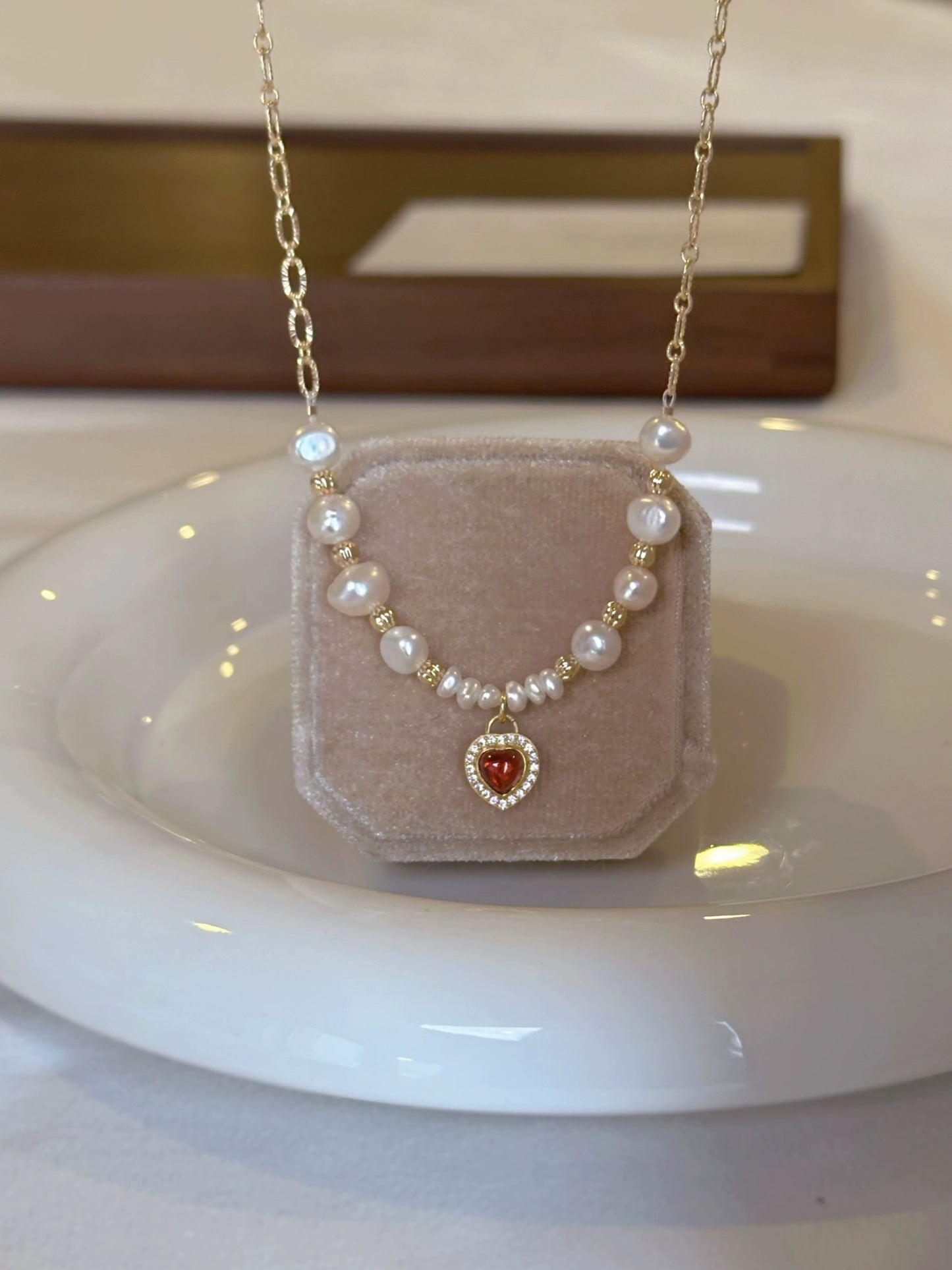 COLLIER COEUR ECHOING