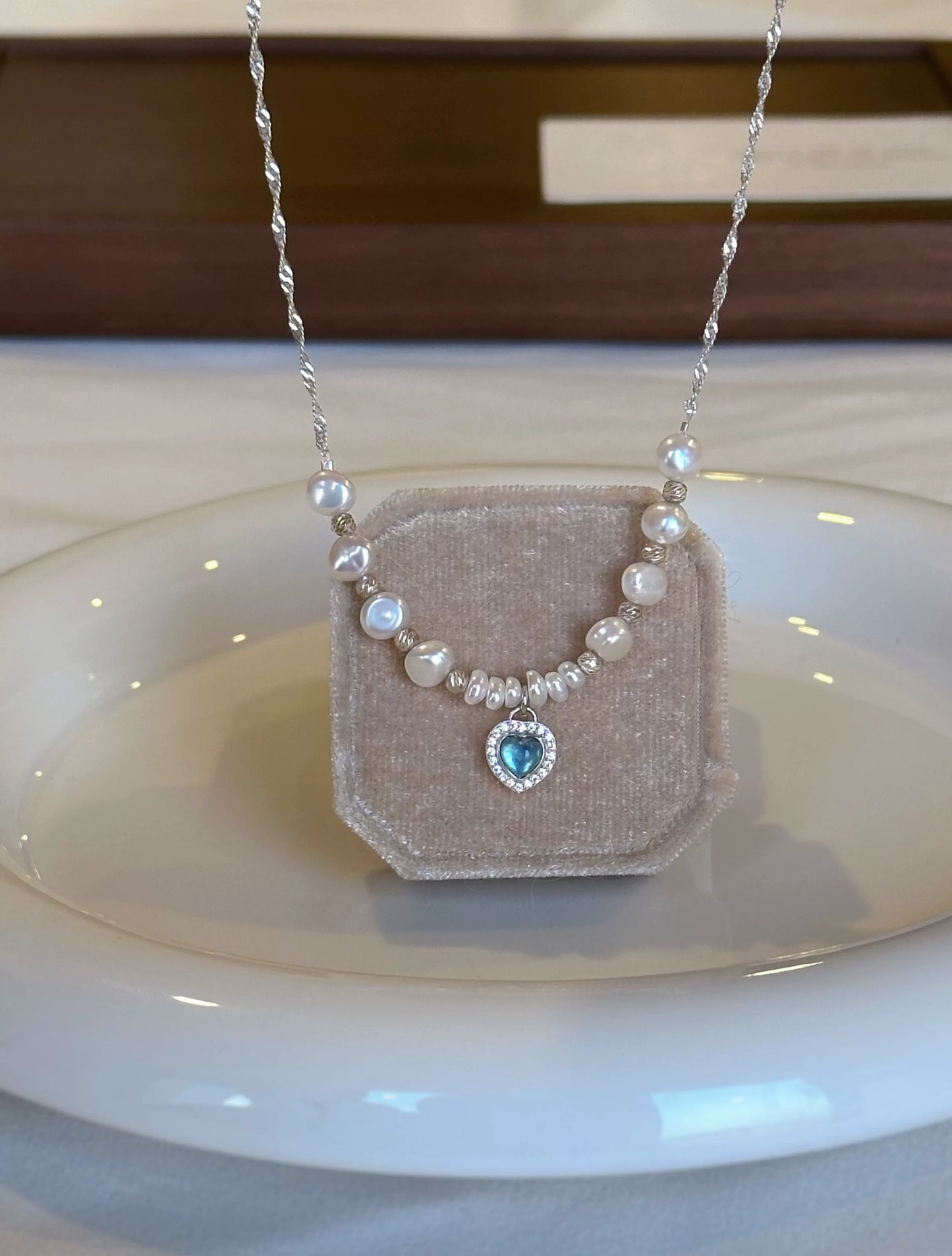 COLLIER FANTAISIE BRILLANT