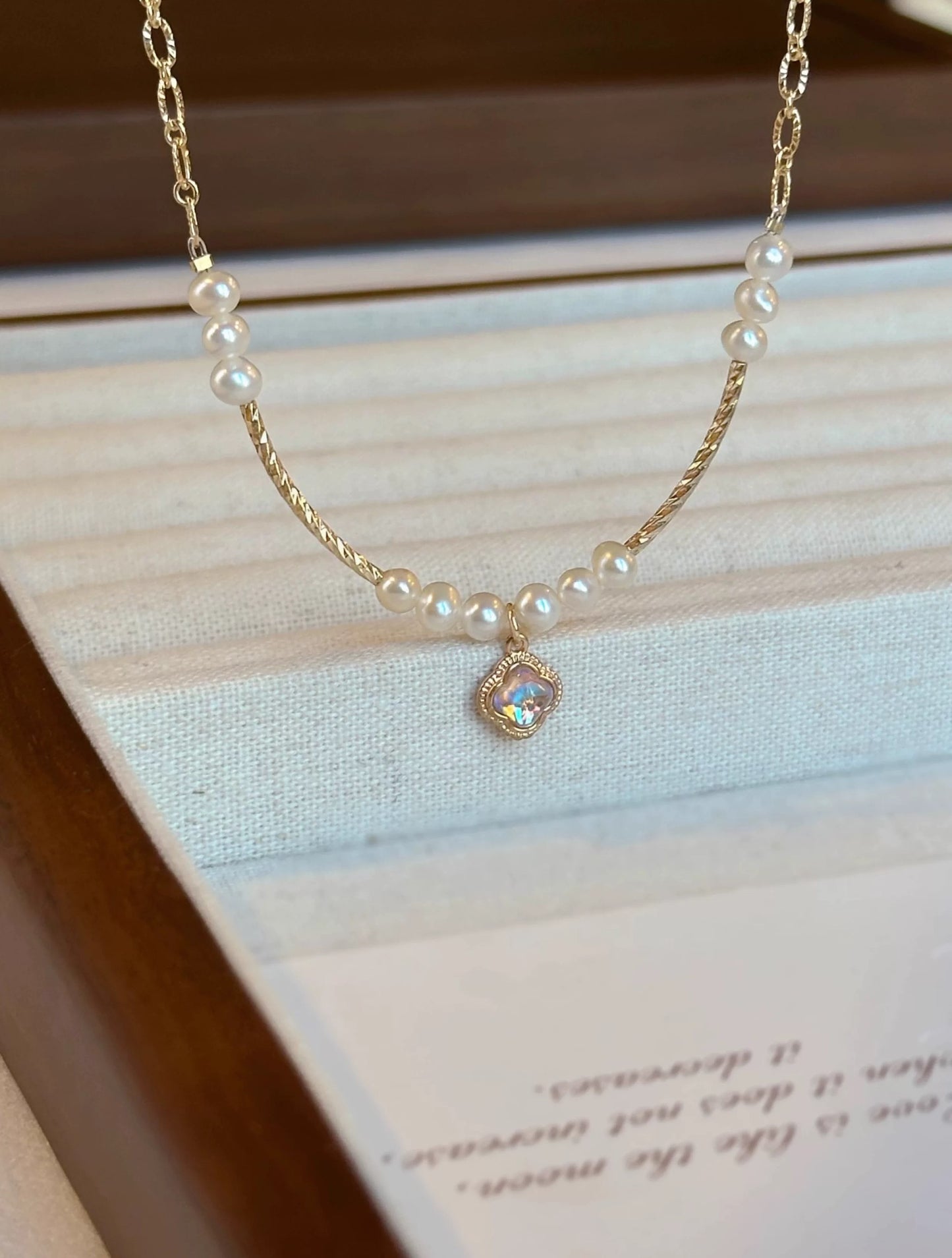 Collier Reflet Nuageux