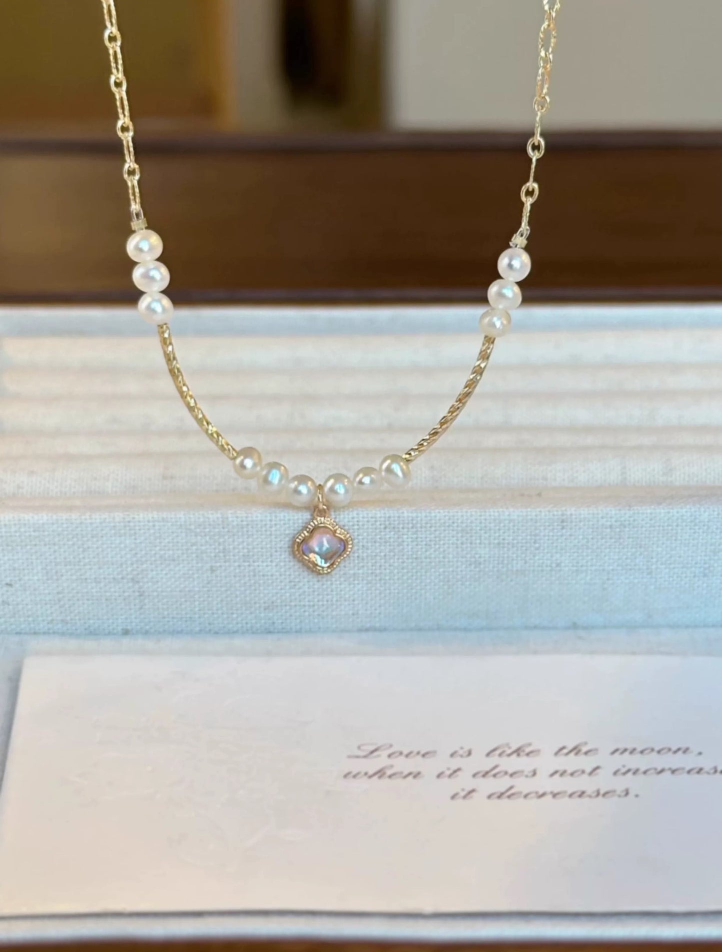 Collier Reflet Nuageux