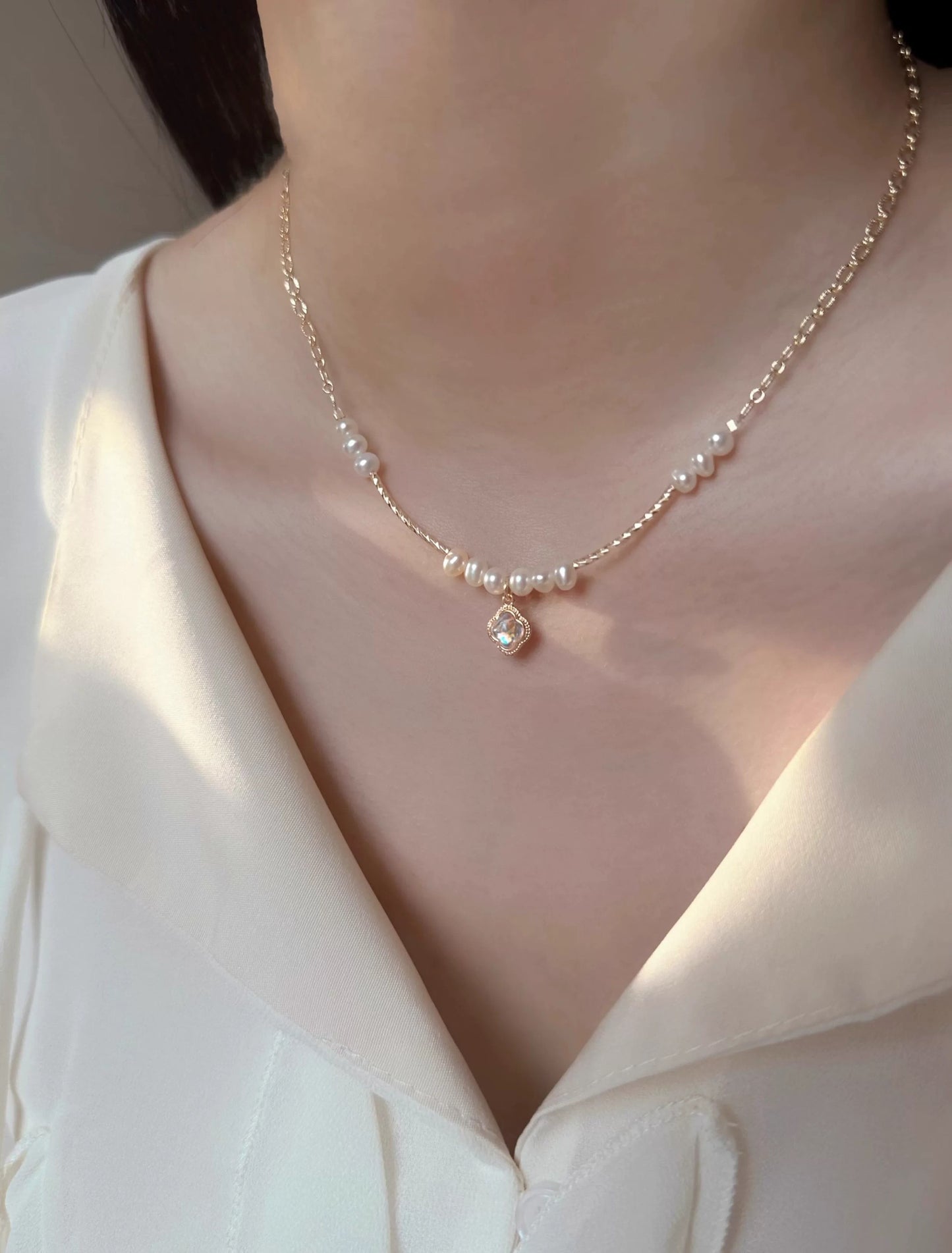 Collier Reflet Nuageux