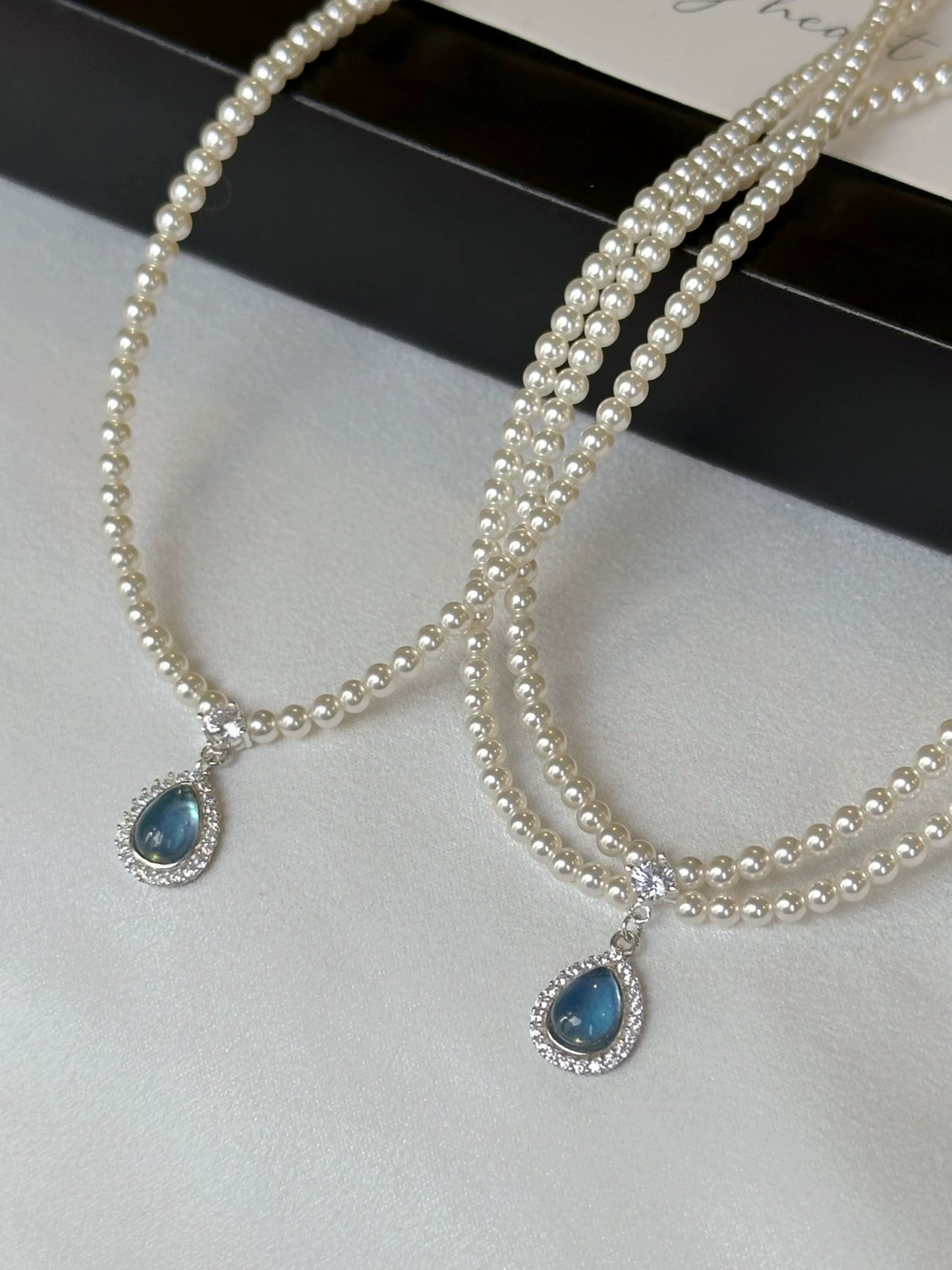 COLLIER ECHO MÉMORABLE