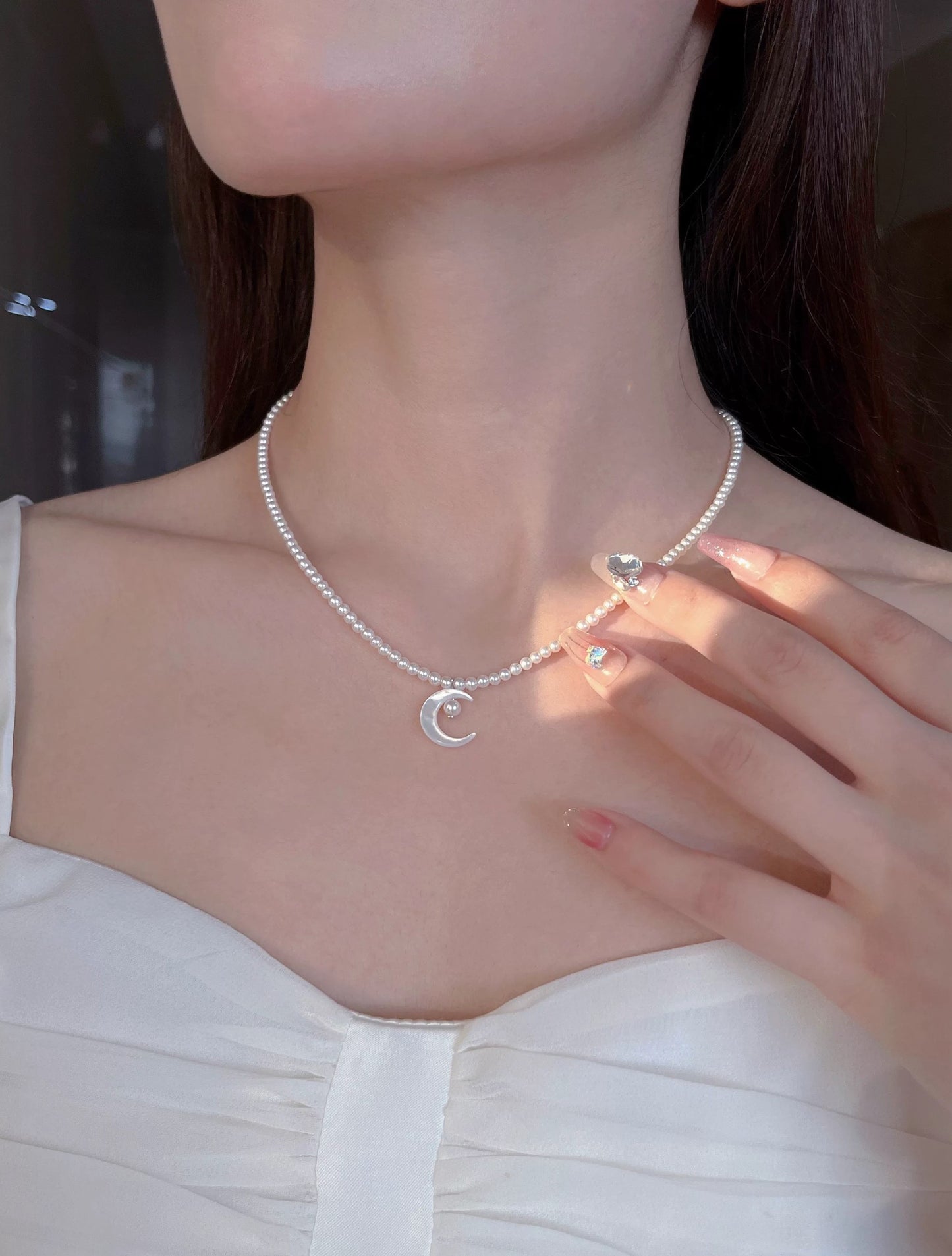 REFLECTED MOON NECKLACE