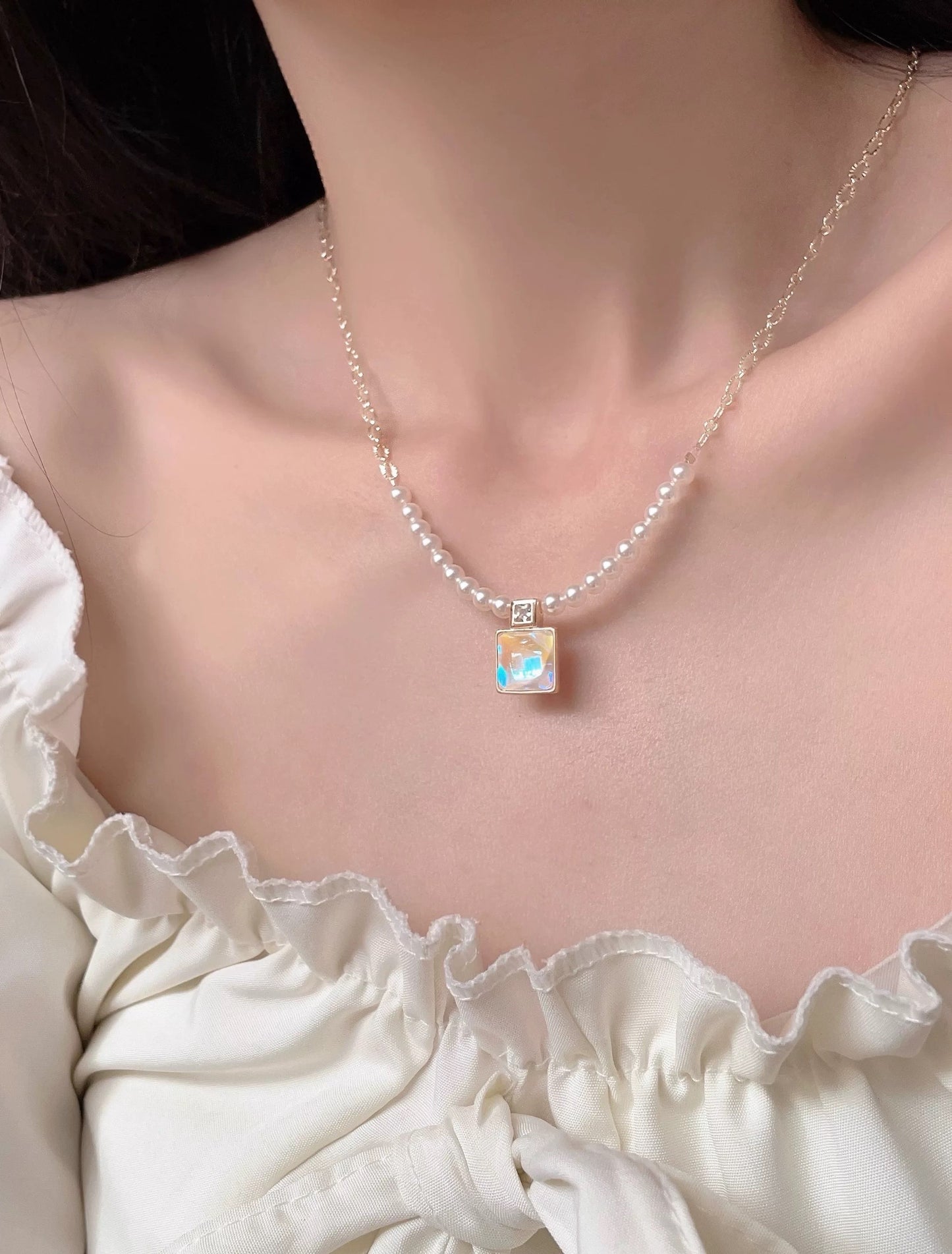 COLLIER RAYON DE SILENCE