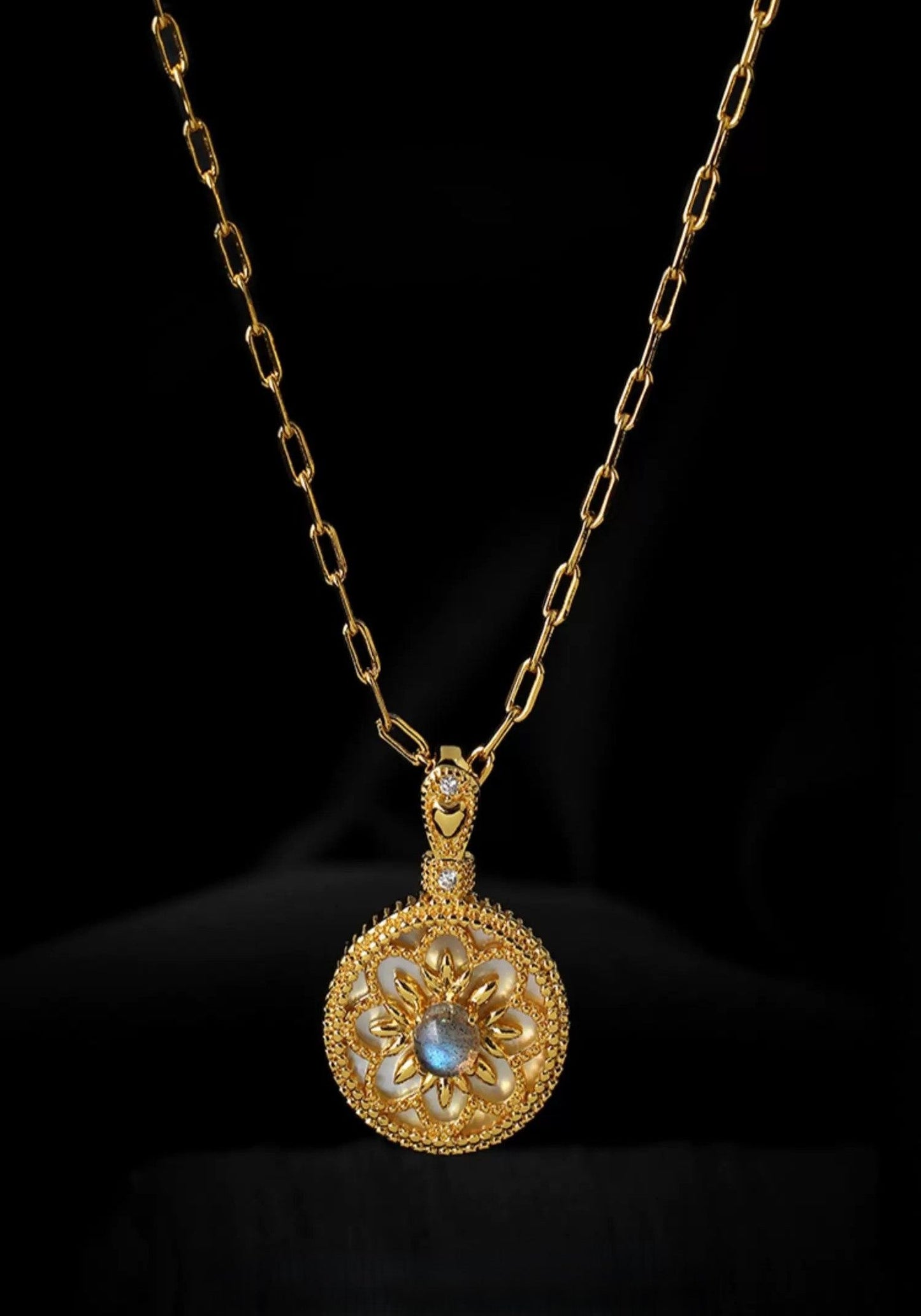 Golden Desire Necklace