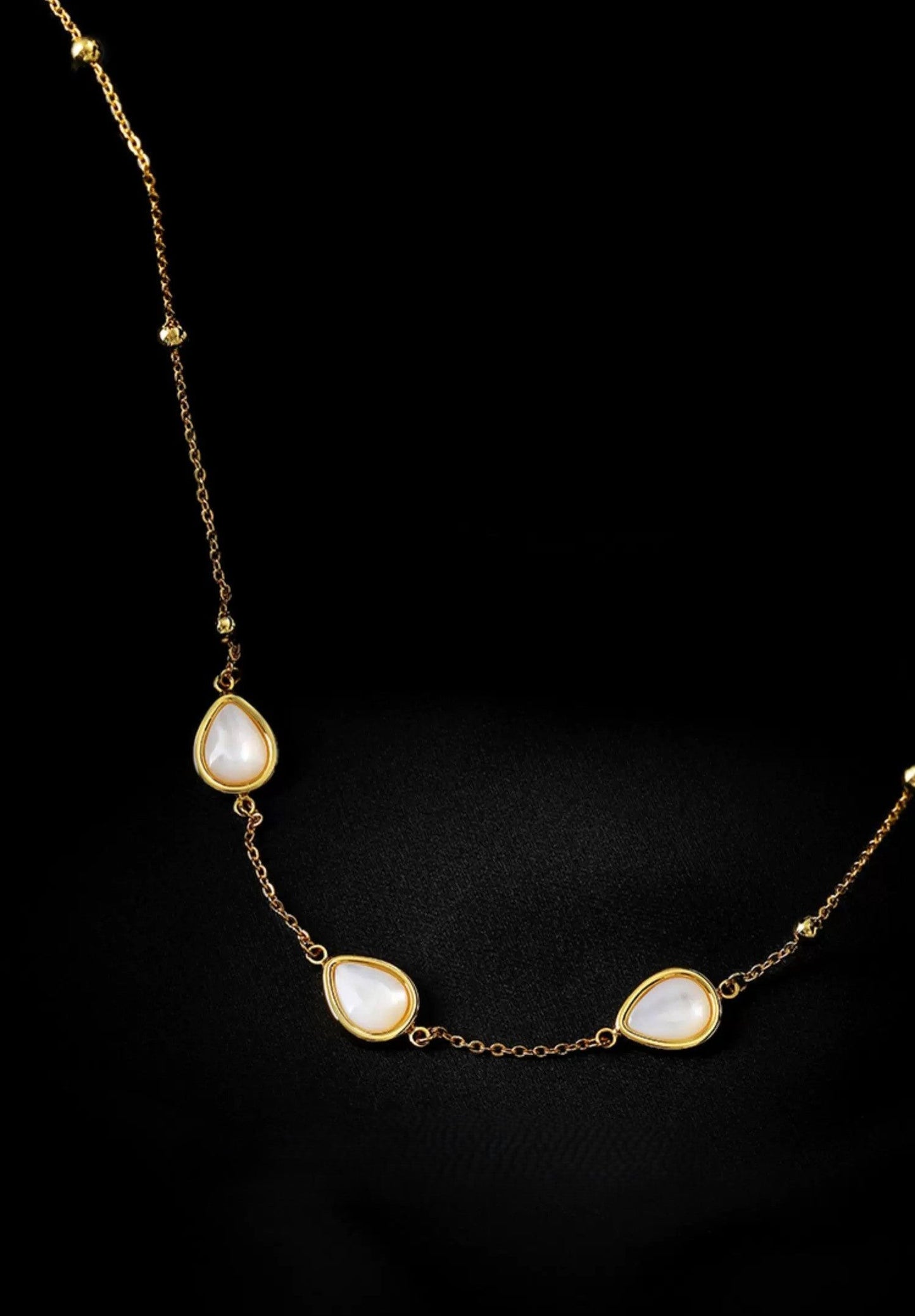 Collier Halo séduisant