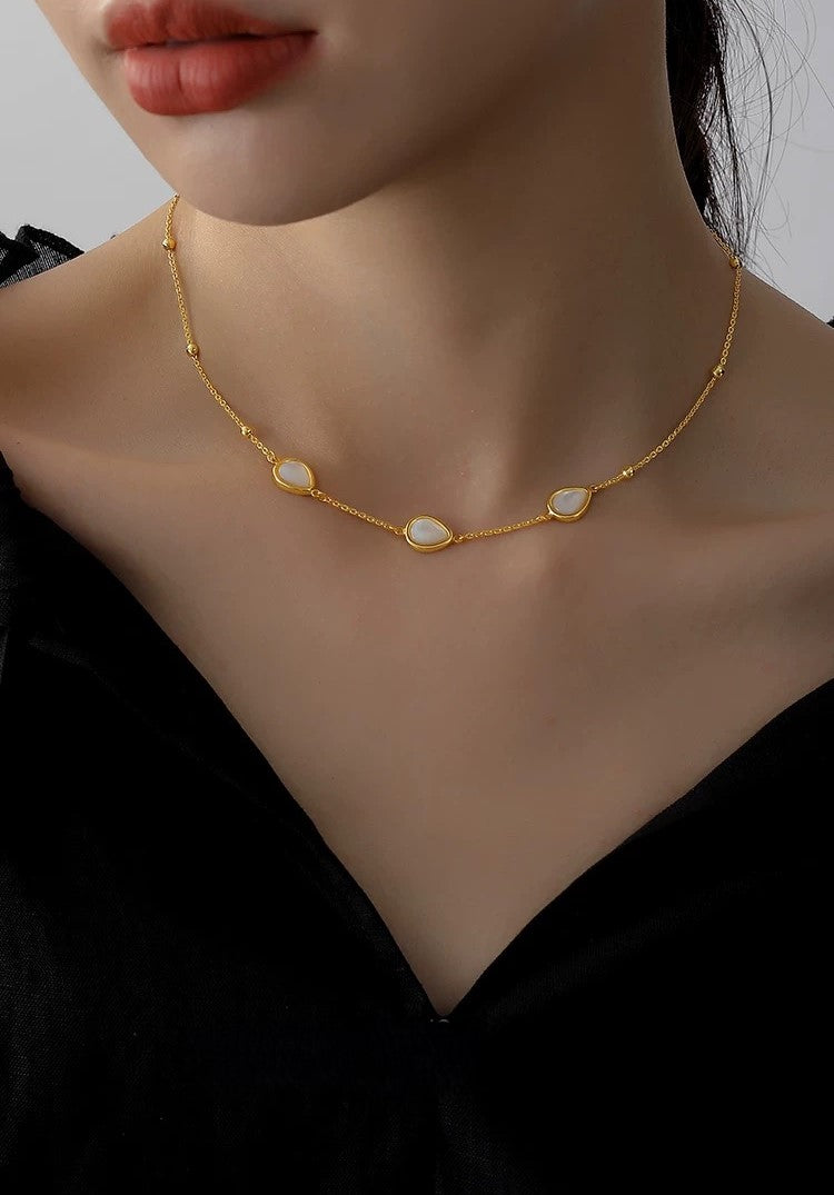 Collier Halo séduisant