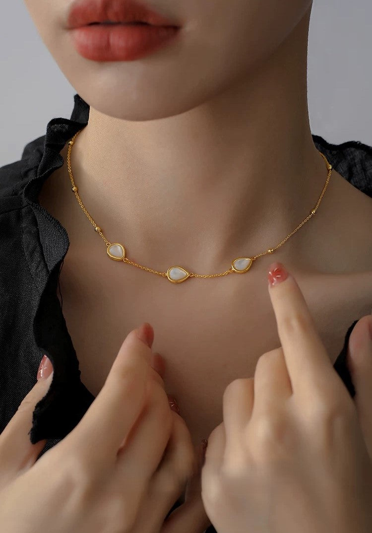 Collier Halo séduisant