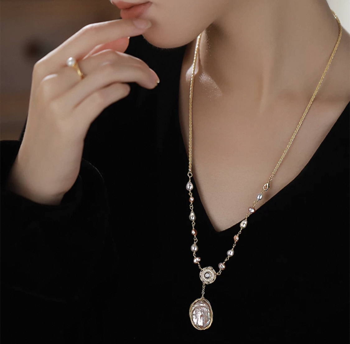 Regal Pearl Necklace