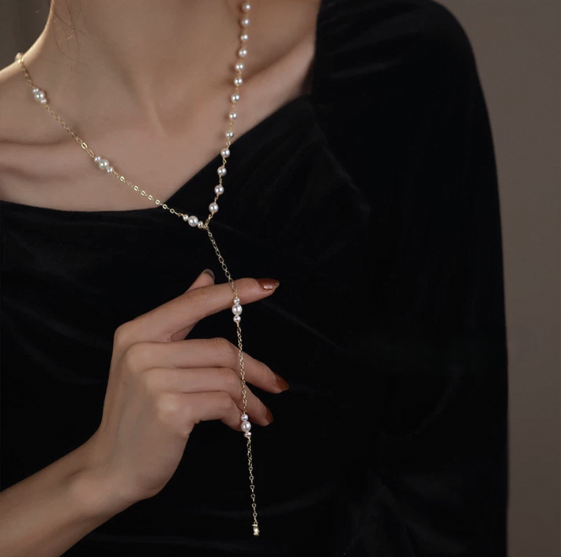 Classic Pearl Necklace