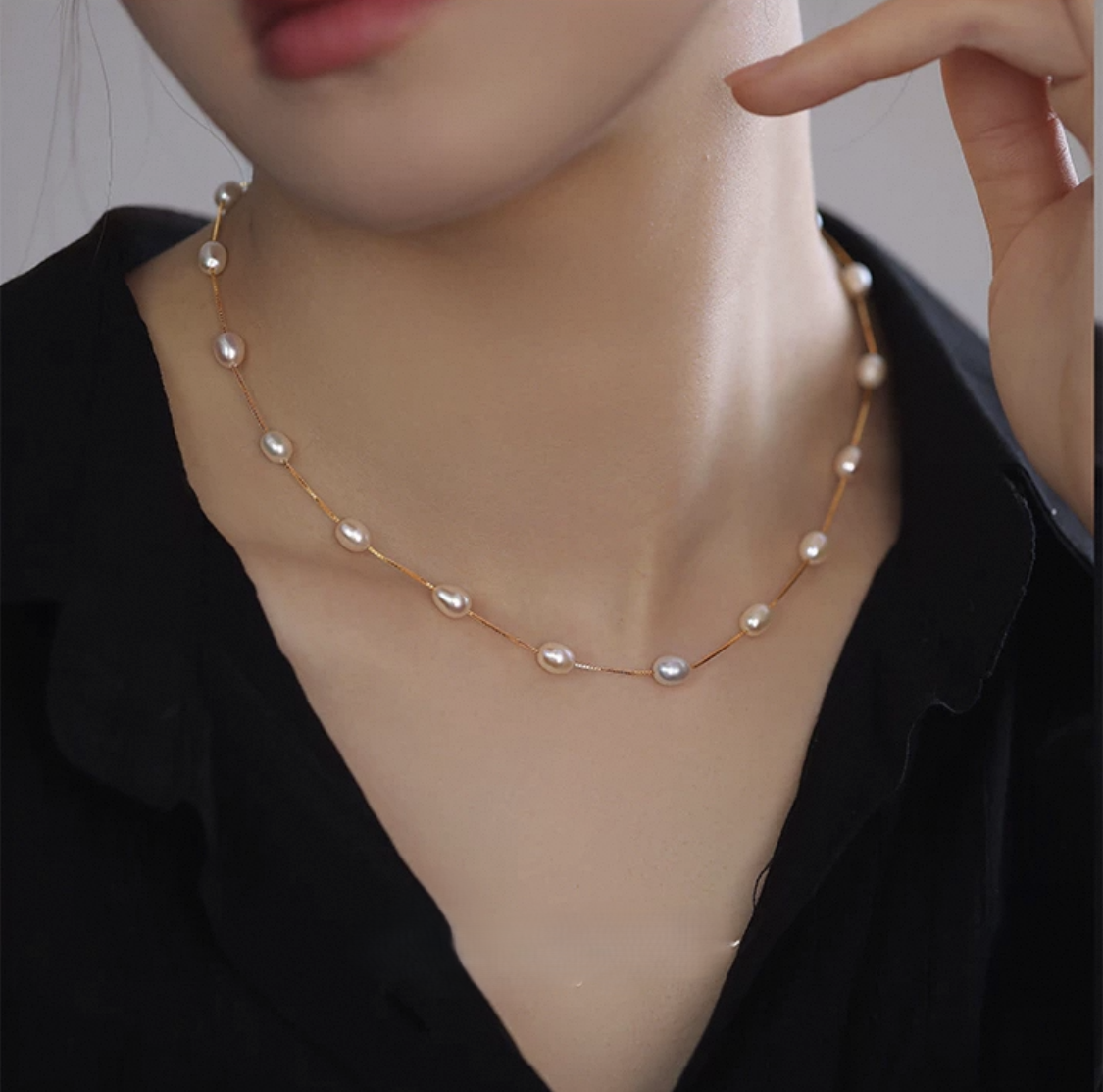Luminous Pearl Necklace
