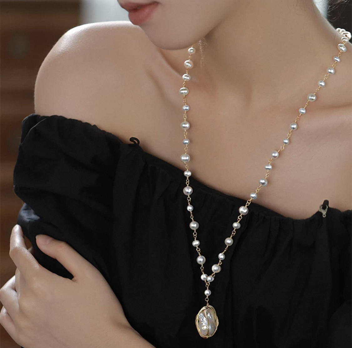Divine Pearl Necklace
