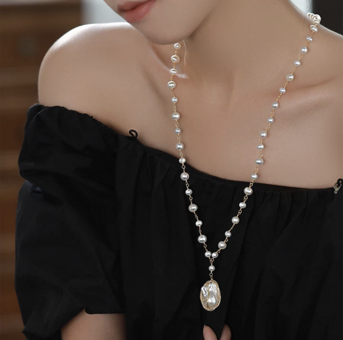 Divine Pearl Necklace