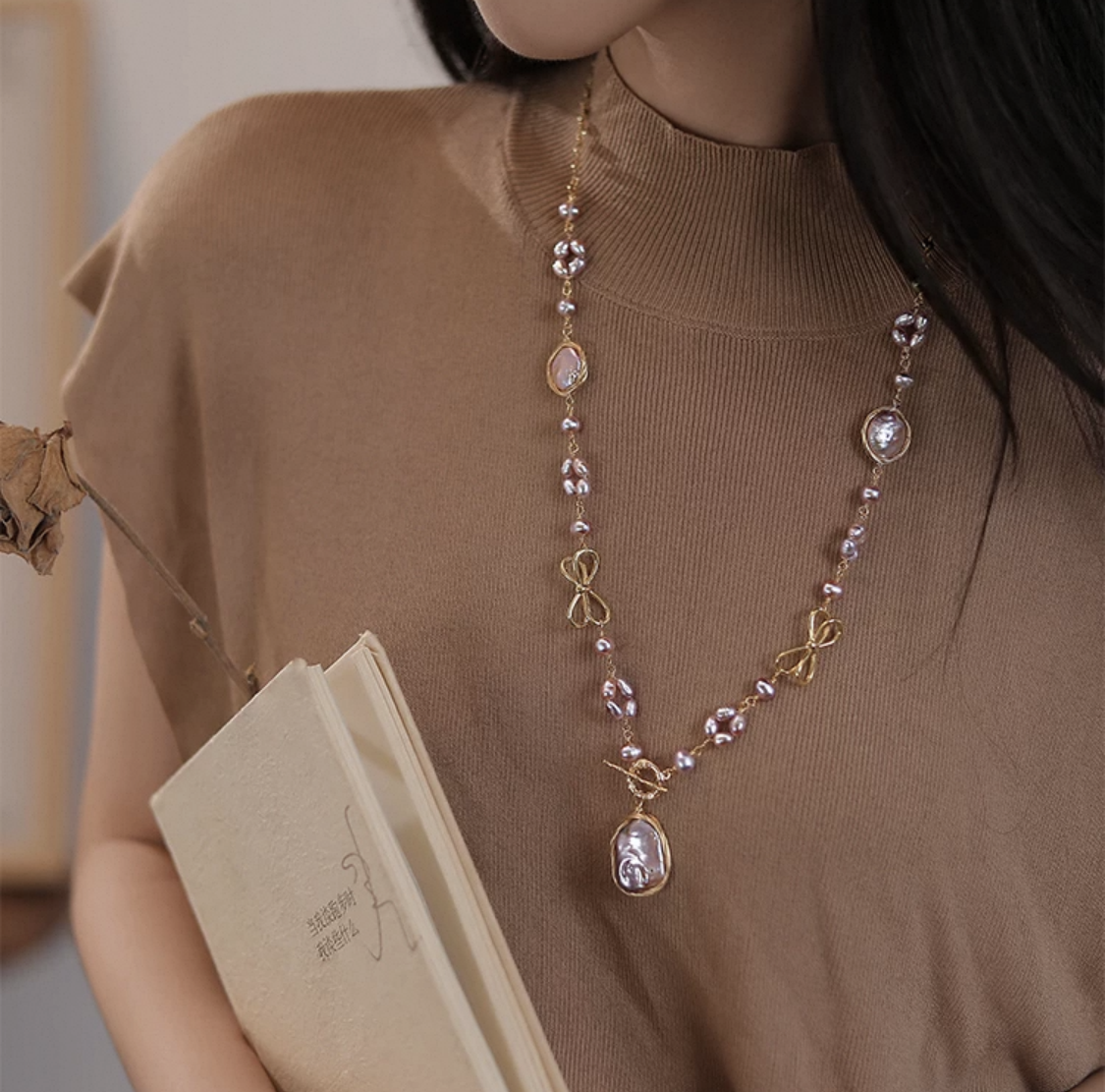 Pearl Essence Necklace