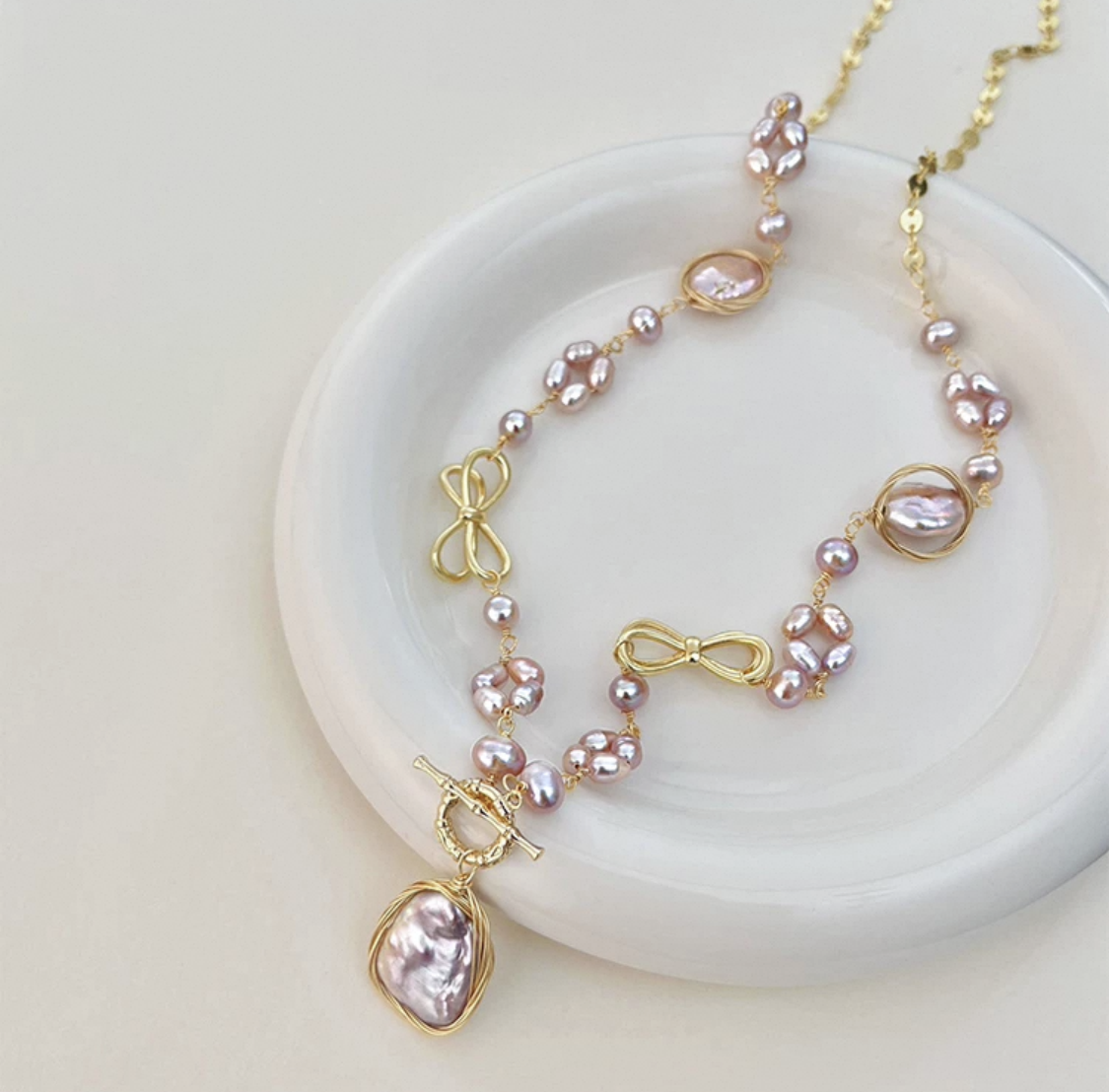 Pearl Essence Necklace