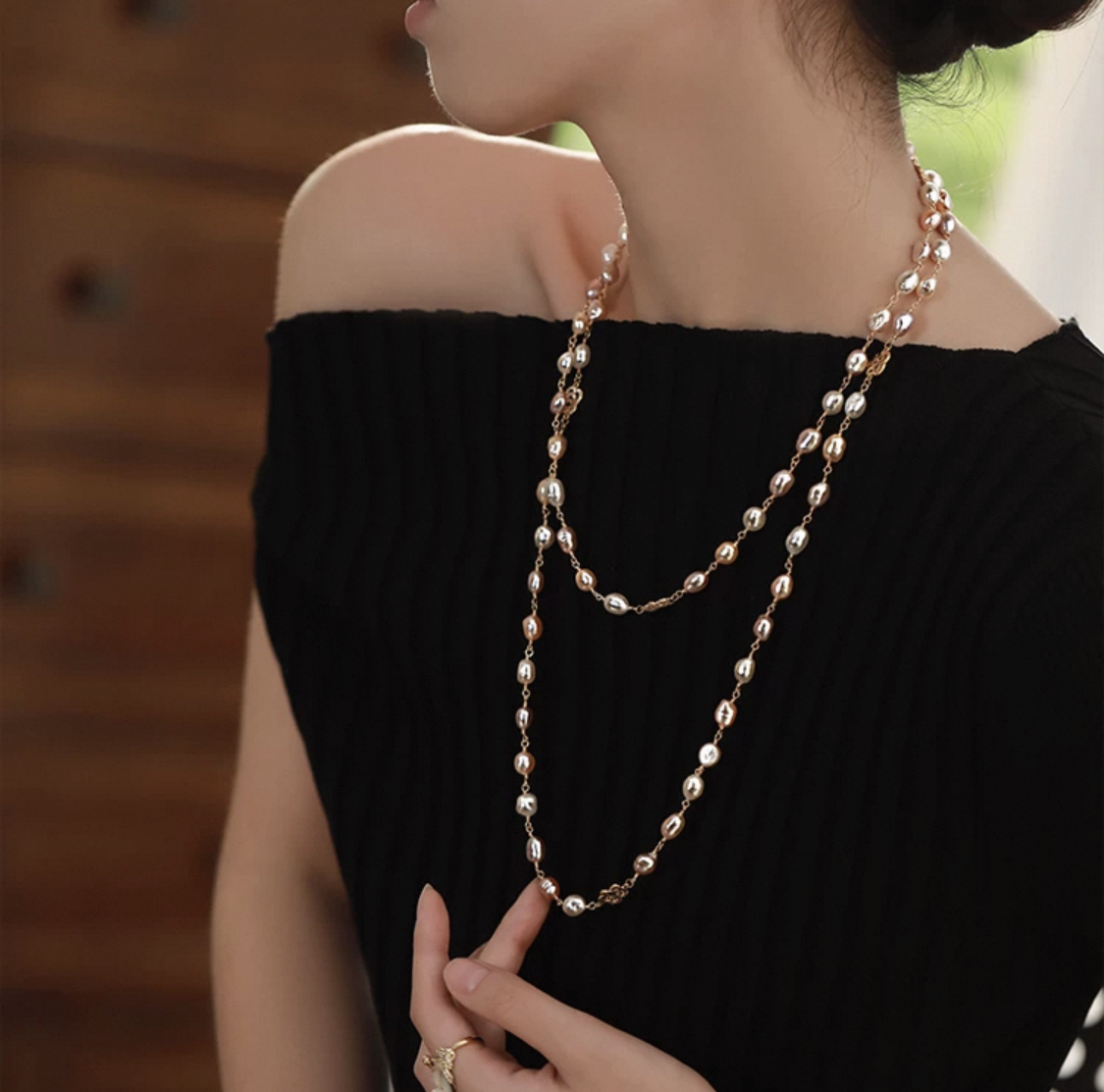 Refined Luster Necklace