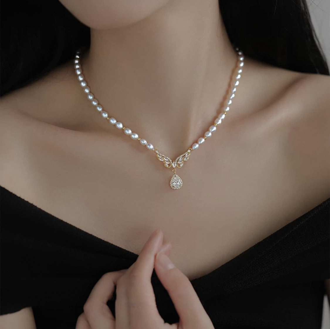 Pearl Treasure Necklace