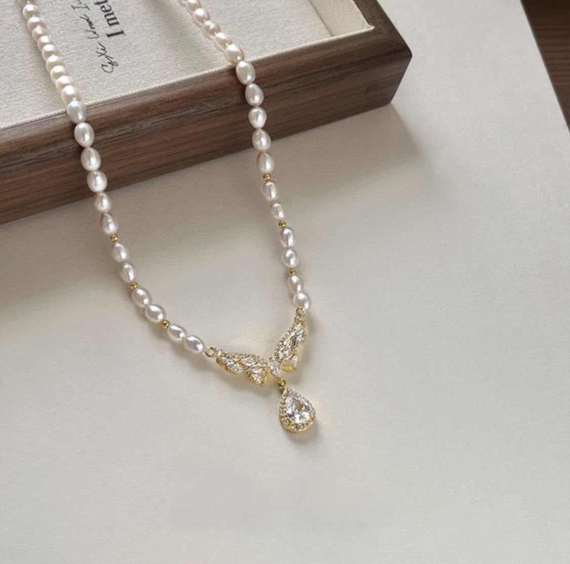 Pearl Treasure Necklace