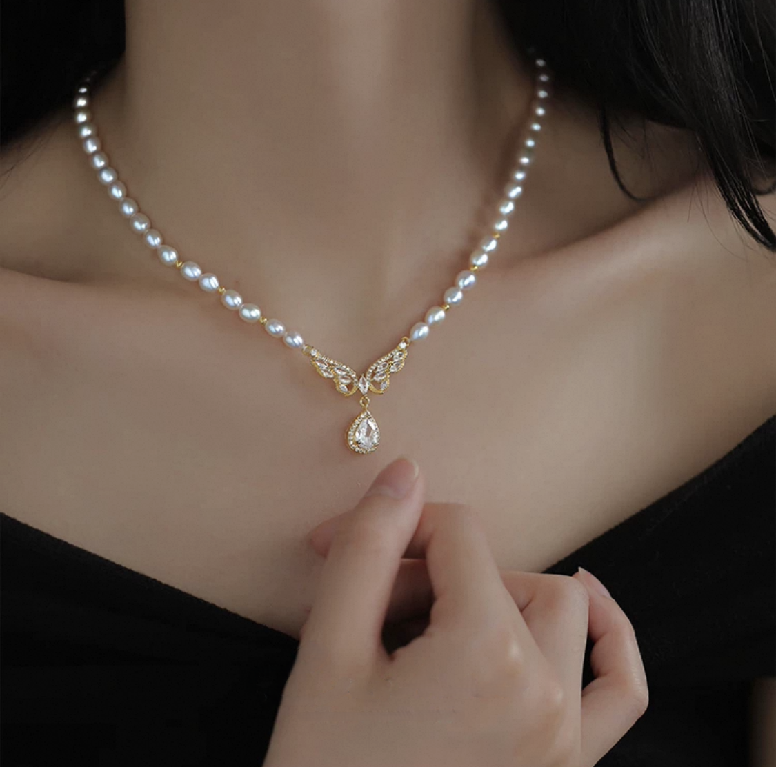 Pearl Treasure Necklace