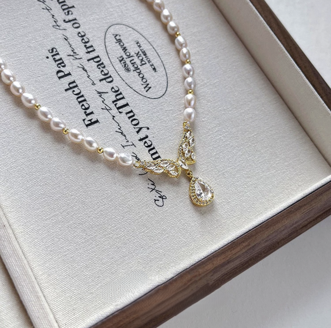 Pearl Treasure Necklace