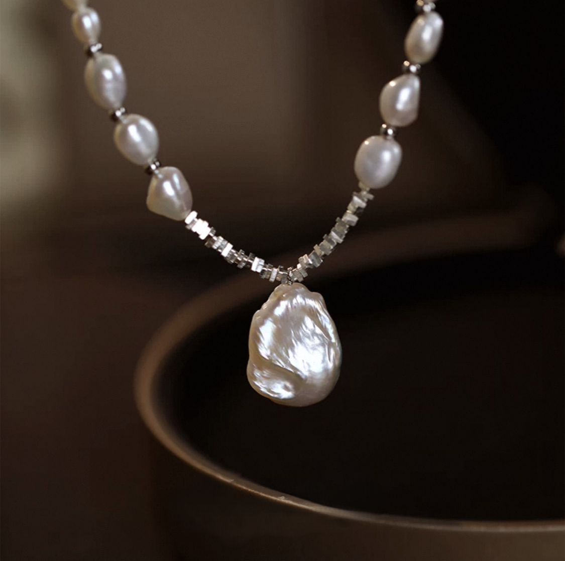 Graceful Dew Necklace