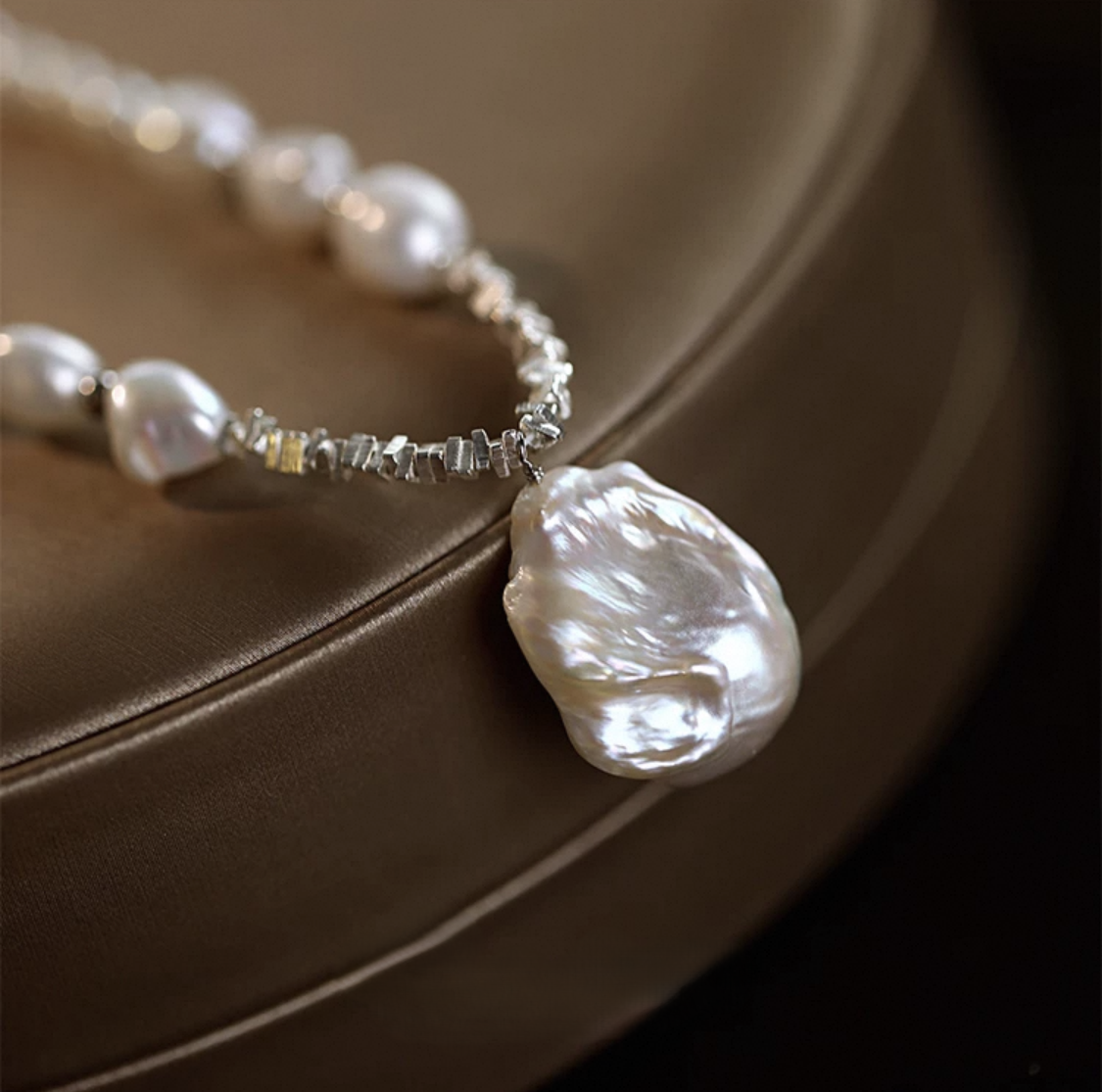 Graceful Dew Necklace