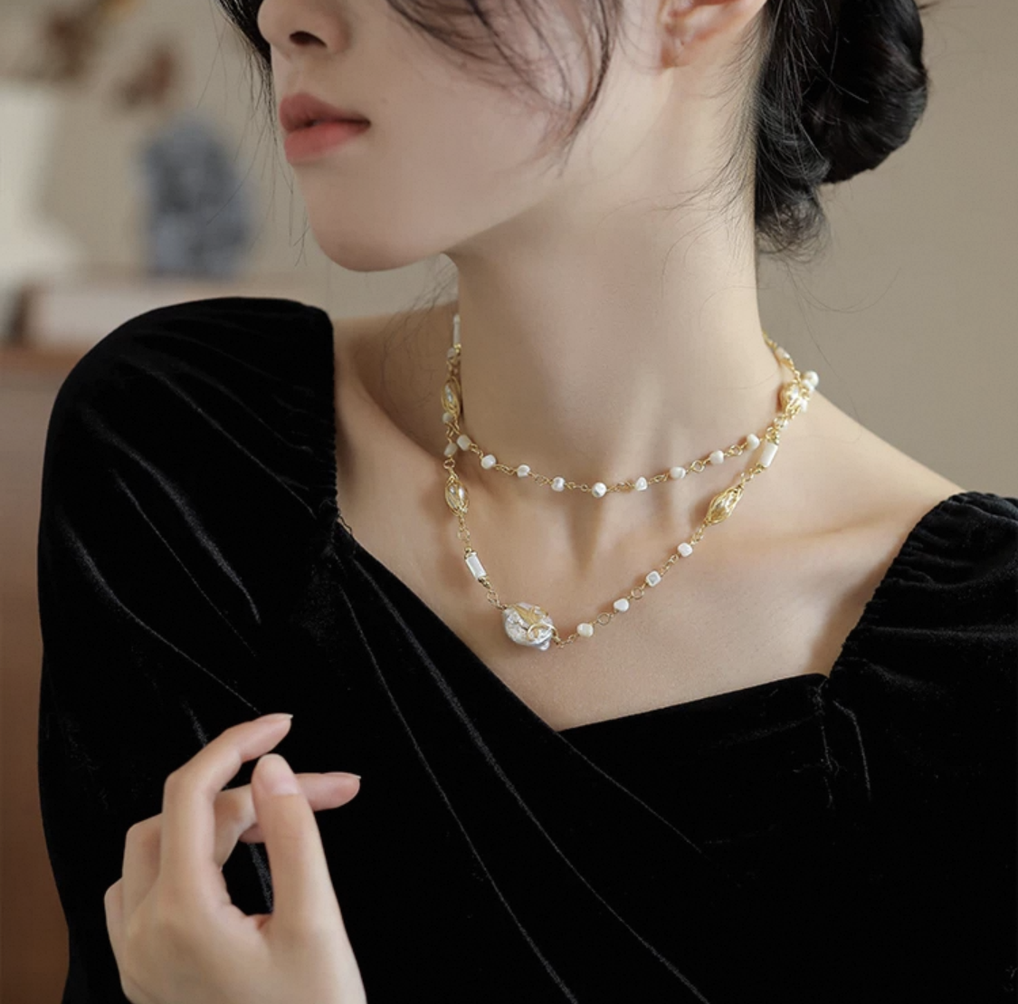 Sophisticated Pearl Necklace