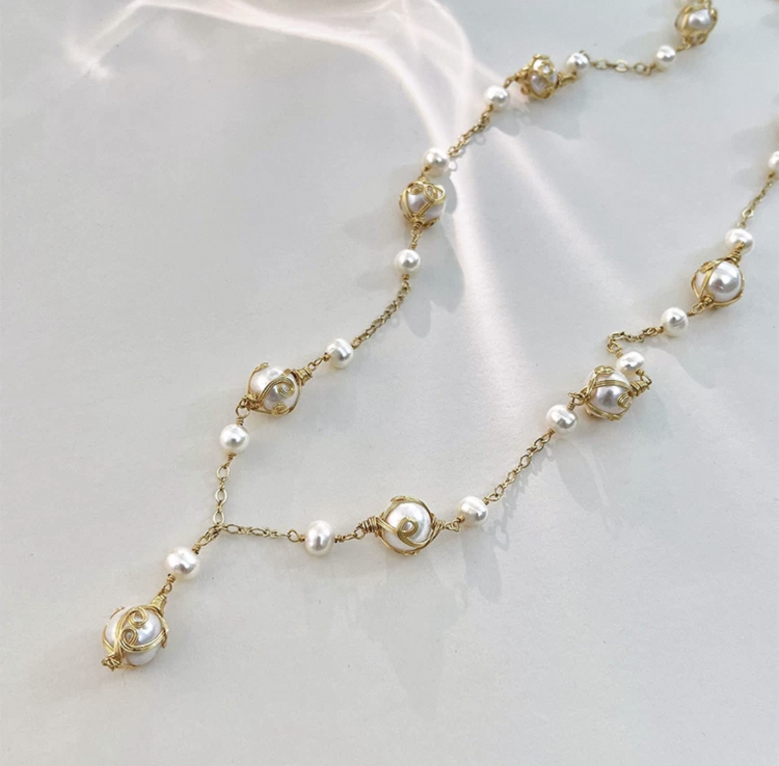 Pearl Silhouette Necklace