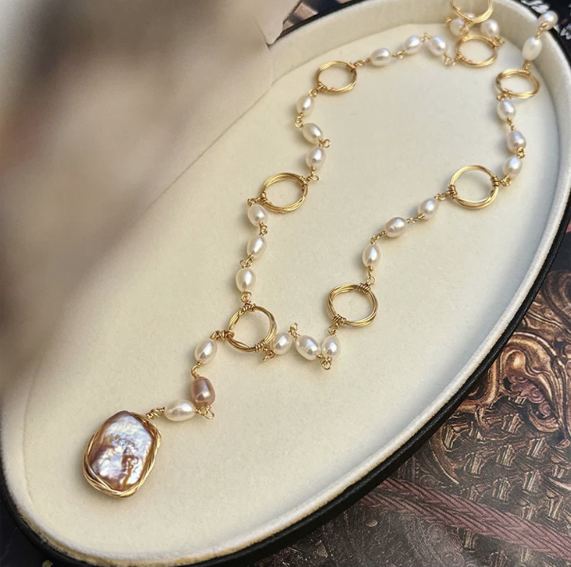 Pearl Reflection Necklace