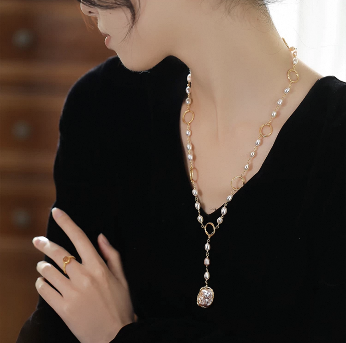Pearl Reflection Necklace