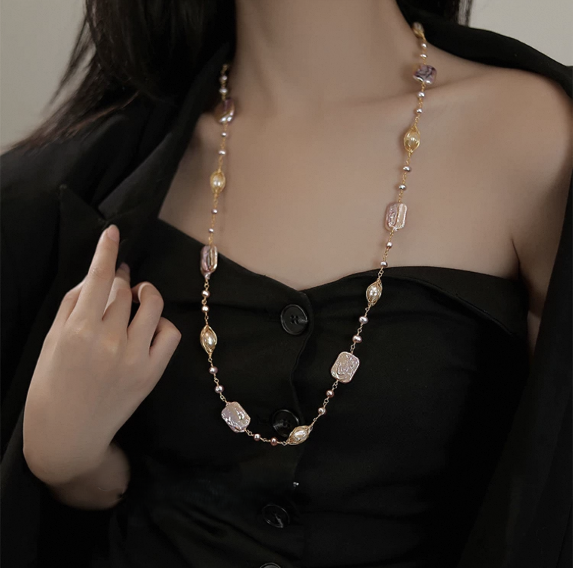 Aurora Pearl Necklace