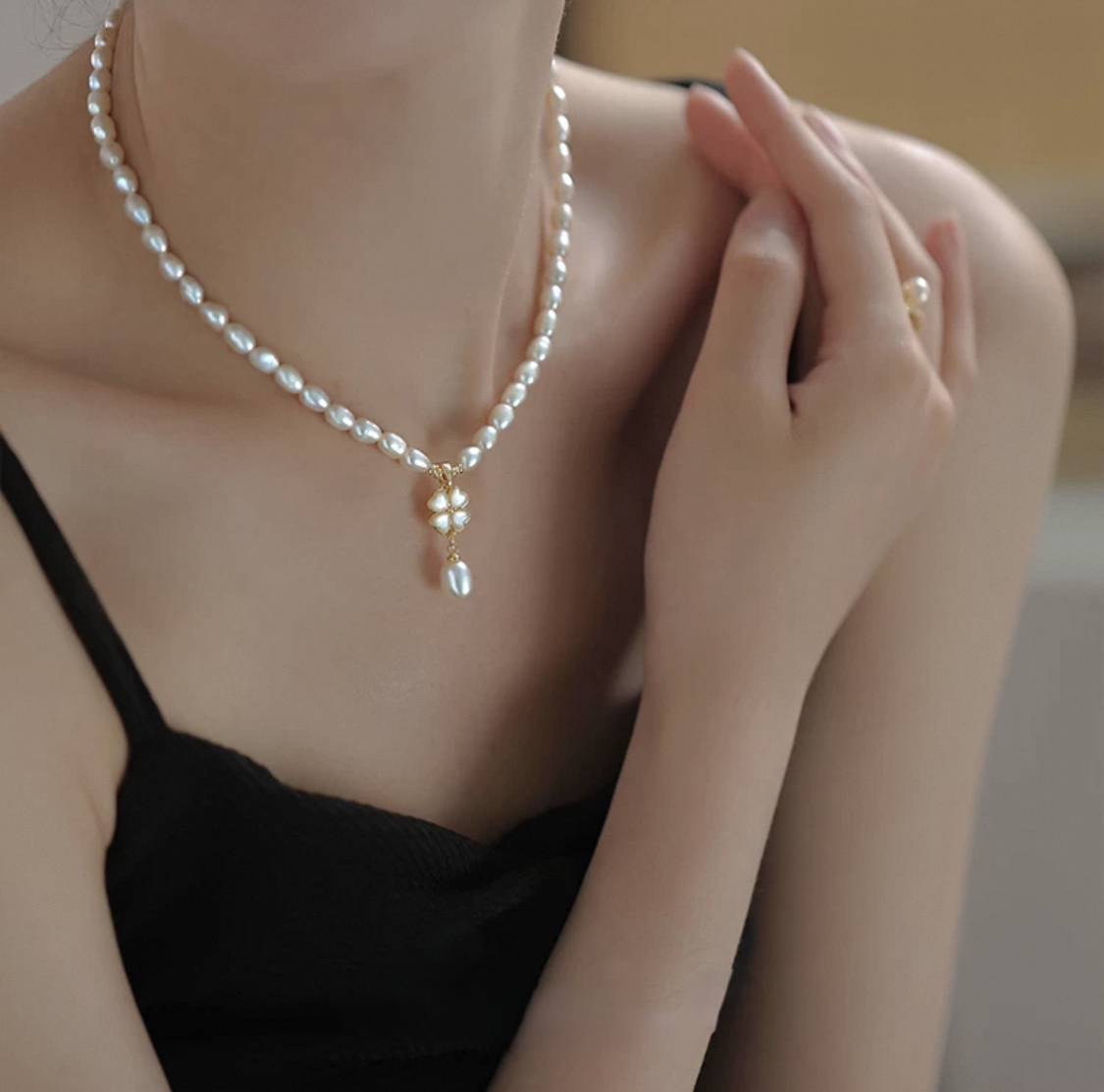 Pearl Lull Necklace
