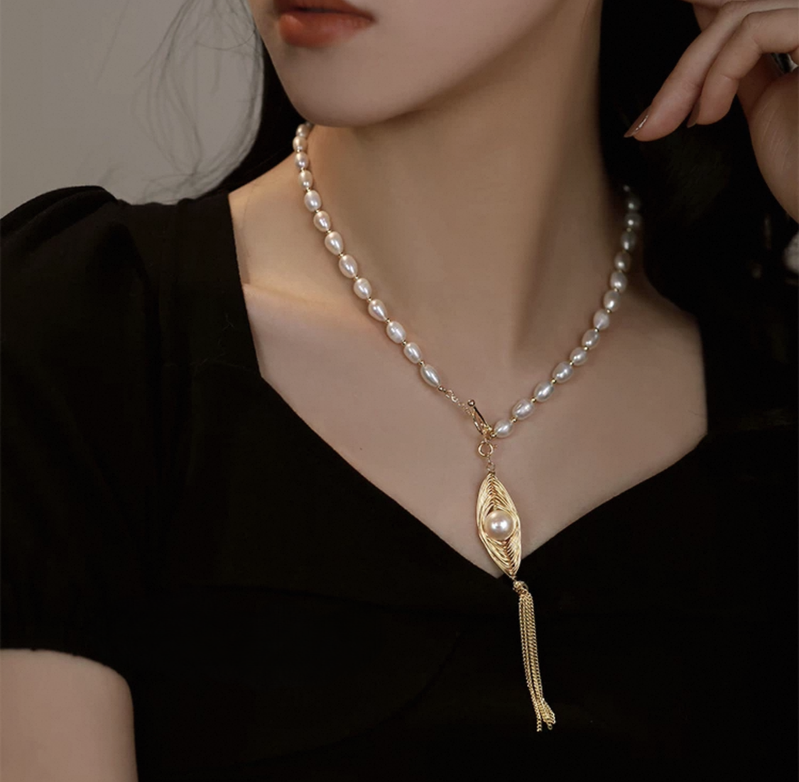 Maroon Grace Necklace