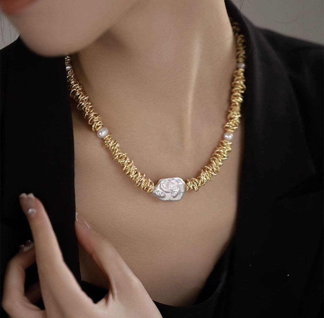 COLLIER DE PERLES RUSTIQUE GLAMOUR