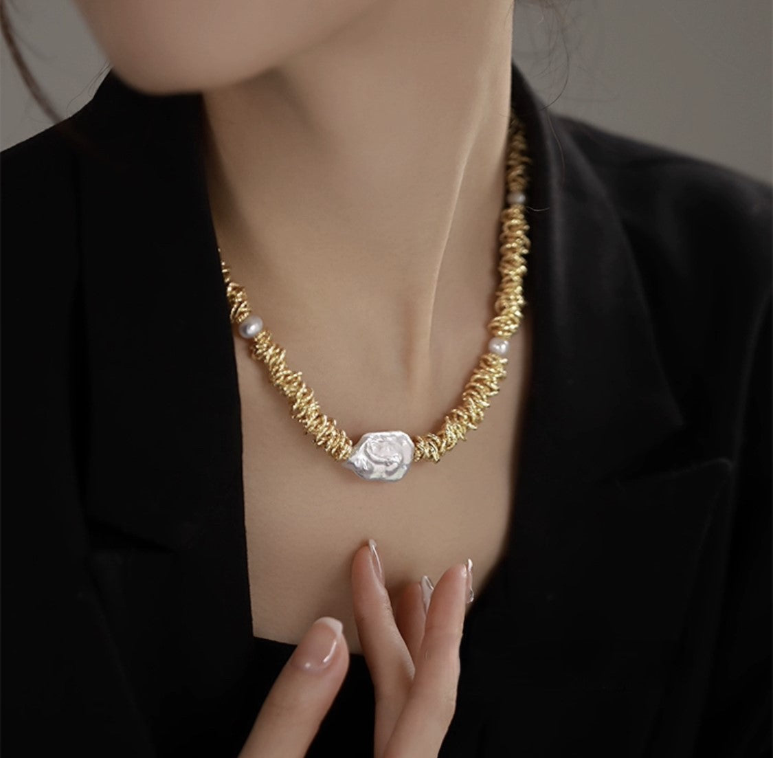 COLLIER DE PERLES RUSTIQUE GLAMOUR