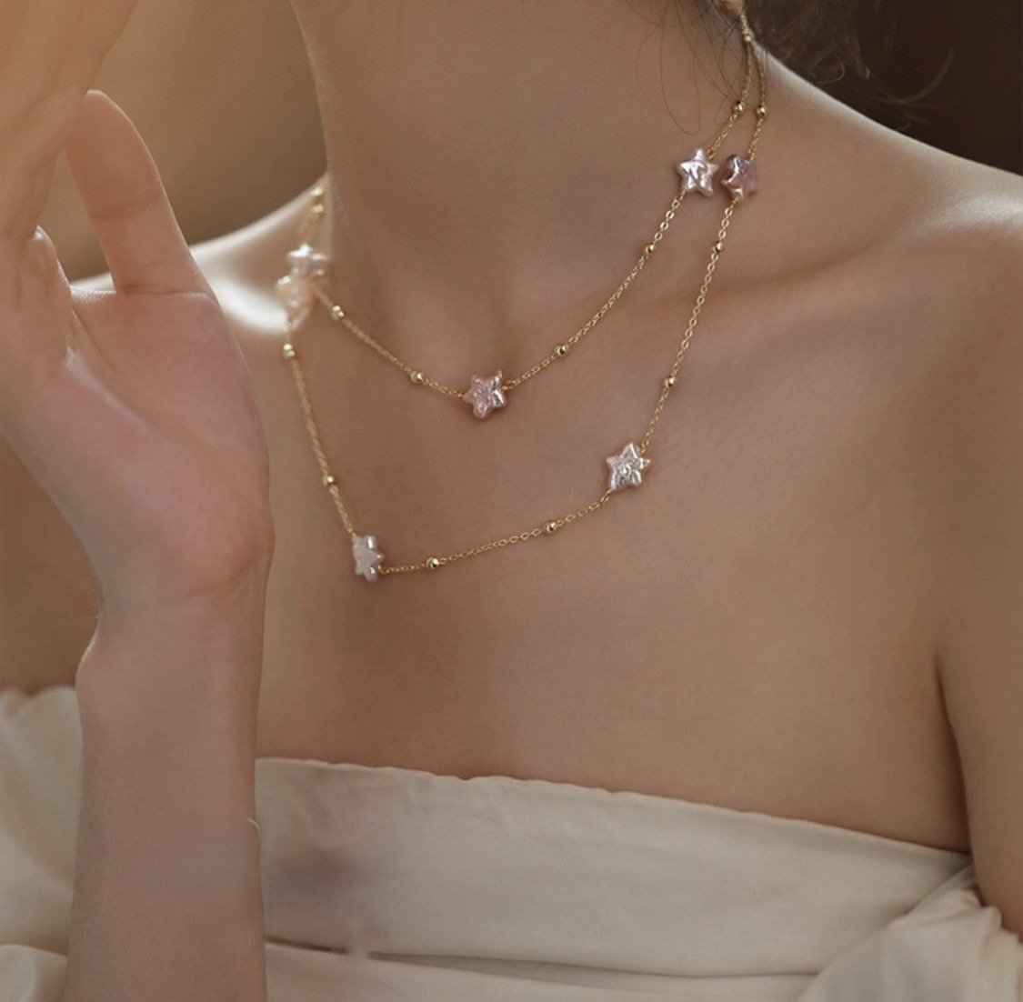 COLLIER DE PERLES ÉTOILES