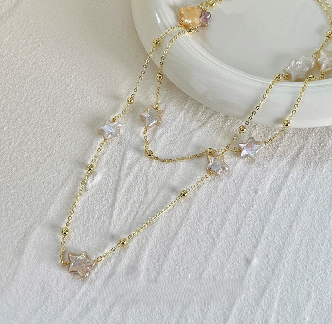 COLLIER DE PERLES ÉTOILES