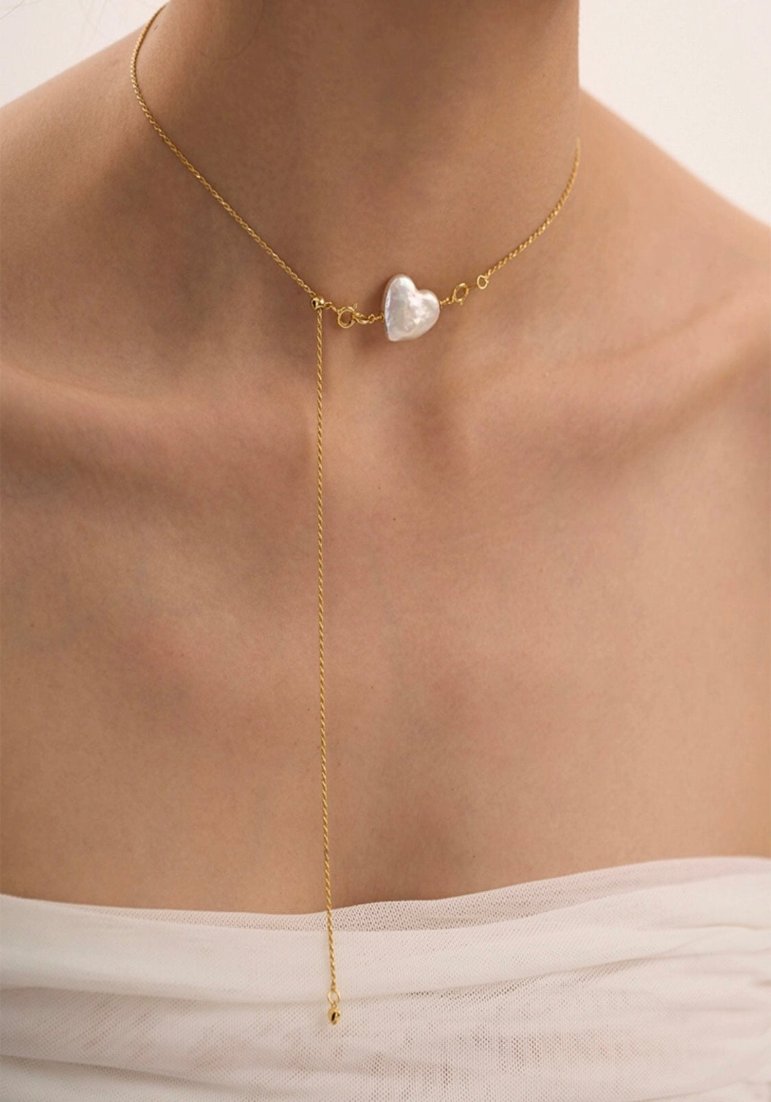 COLLIER DE PERLES D'AMOUR ÉTERNEL