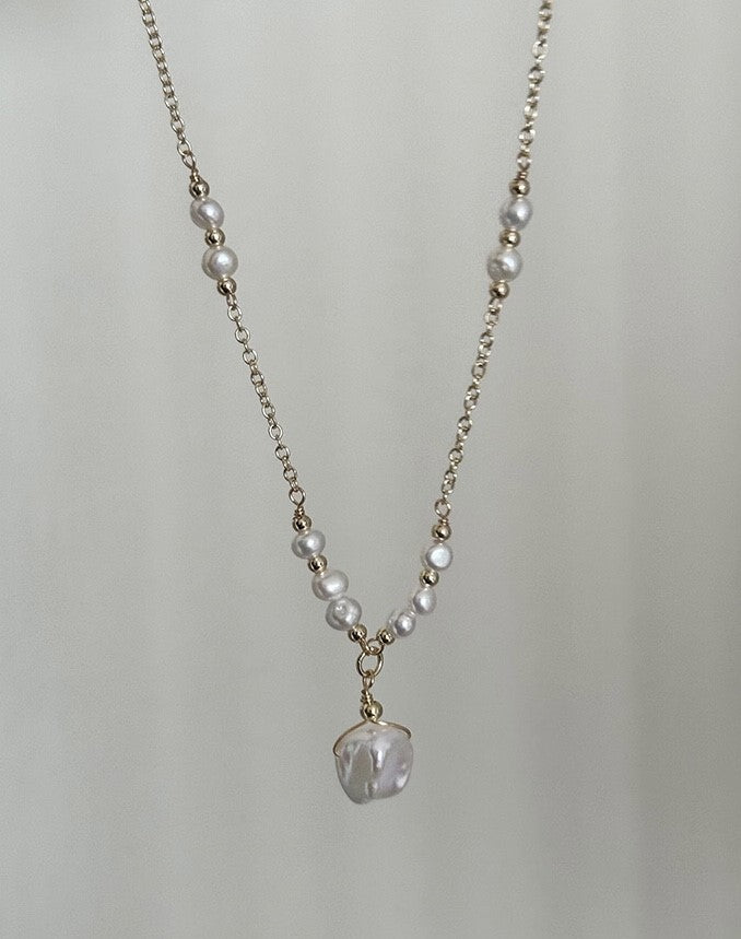 COLLIER LUSTRE DE LA MER