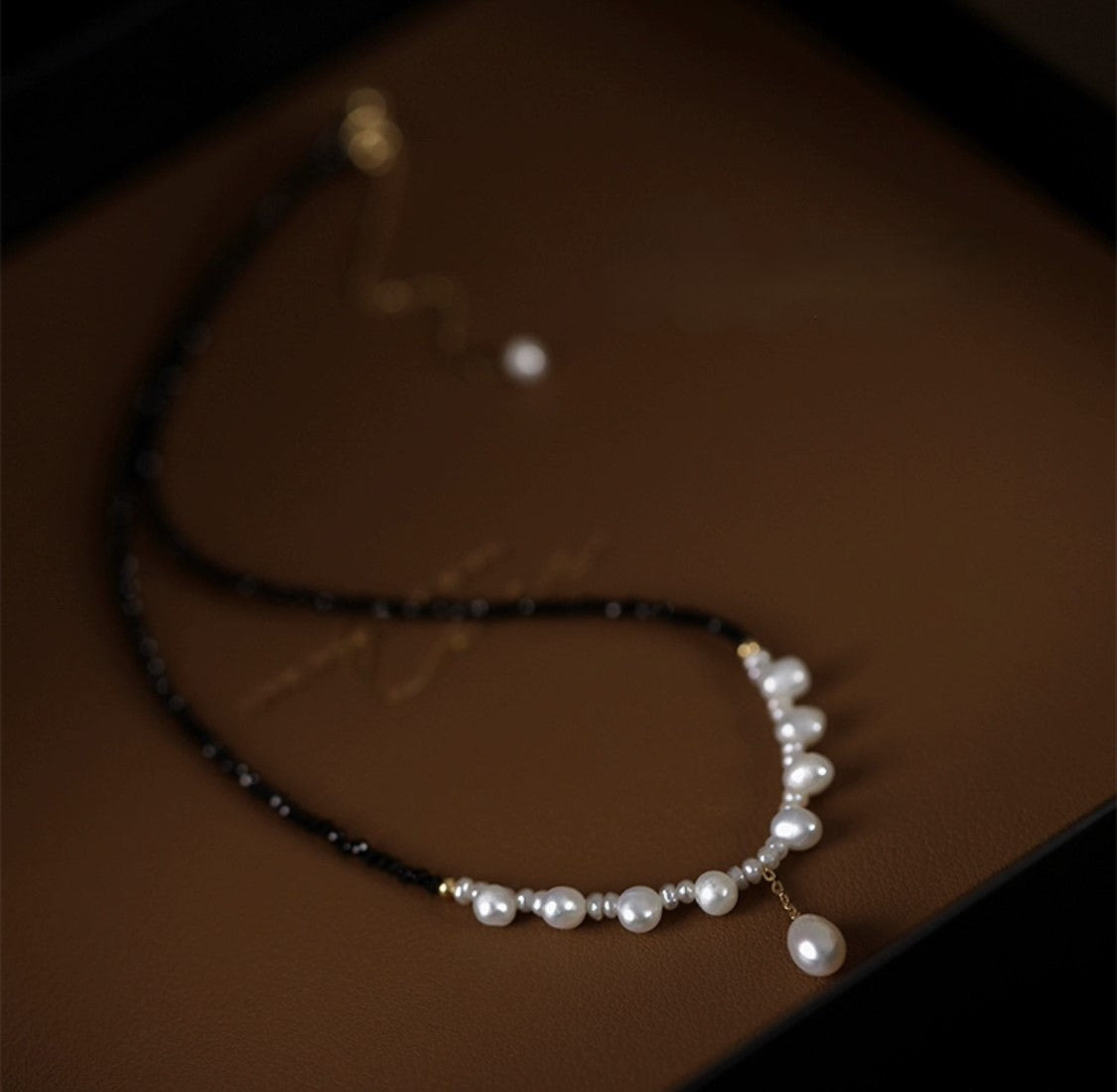 COLLIER OCEAN WHISPER